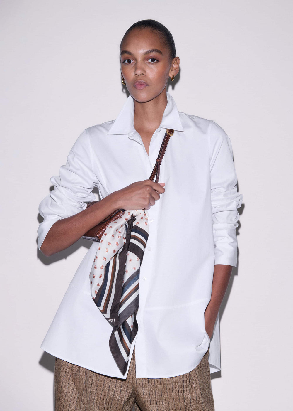 White Clever Oversized Shirt meandem