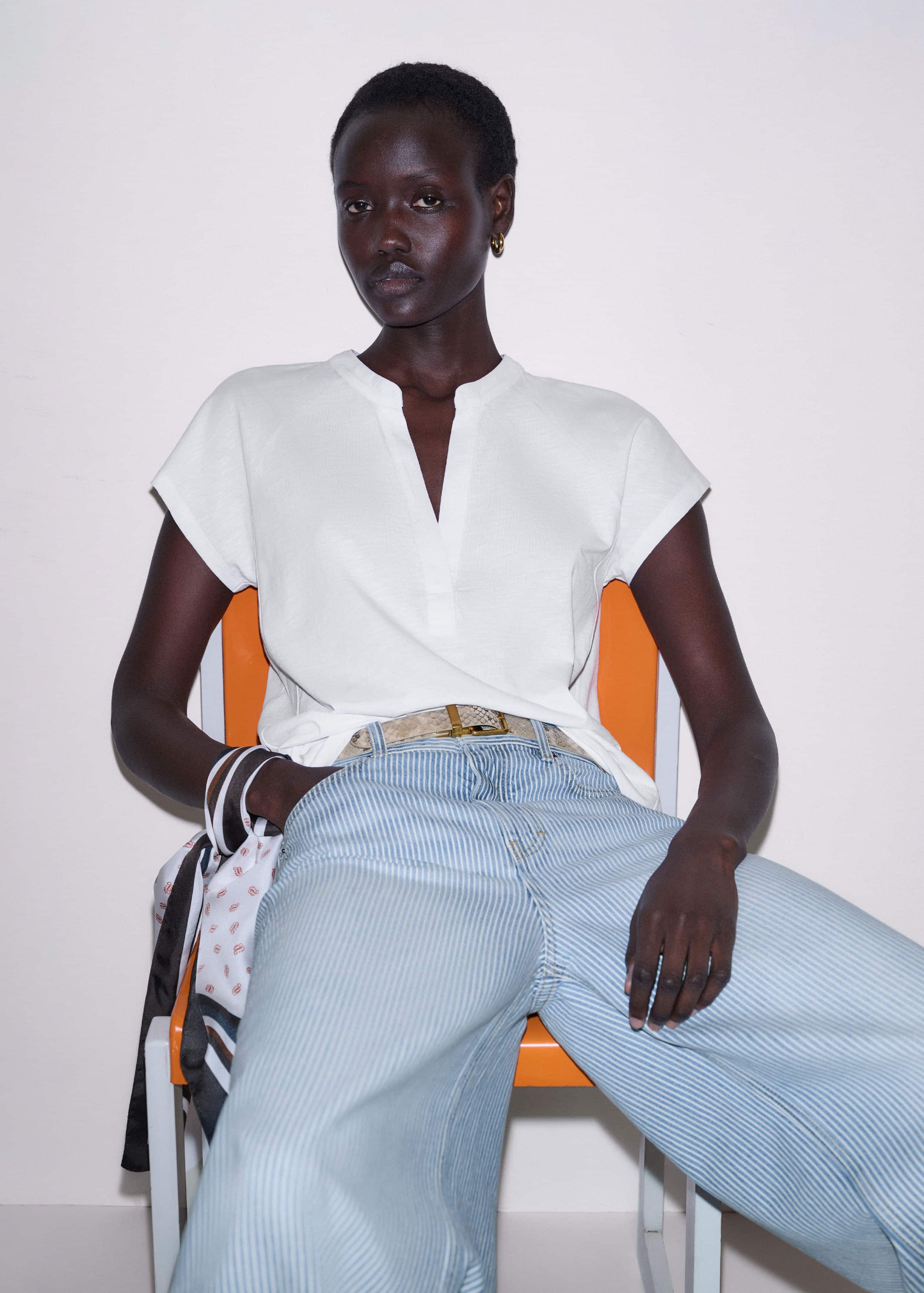 White Open Placket Swing Top meandem
