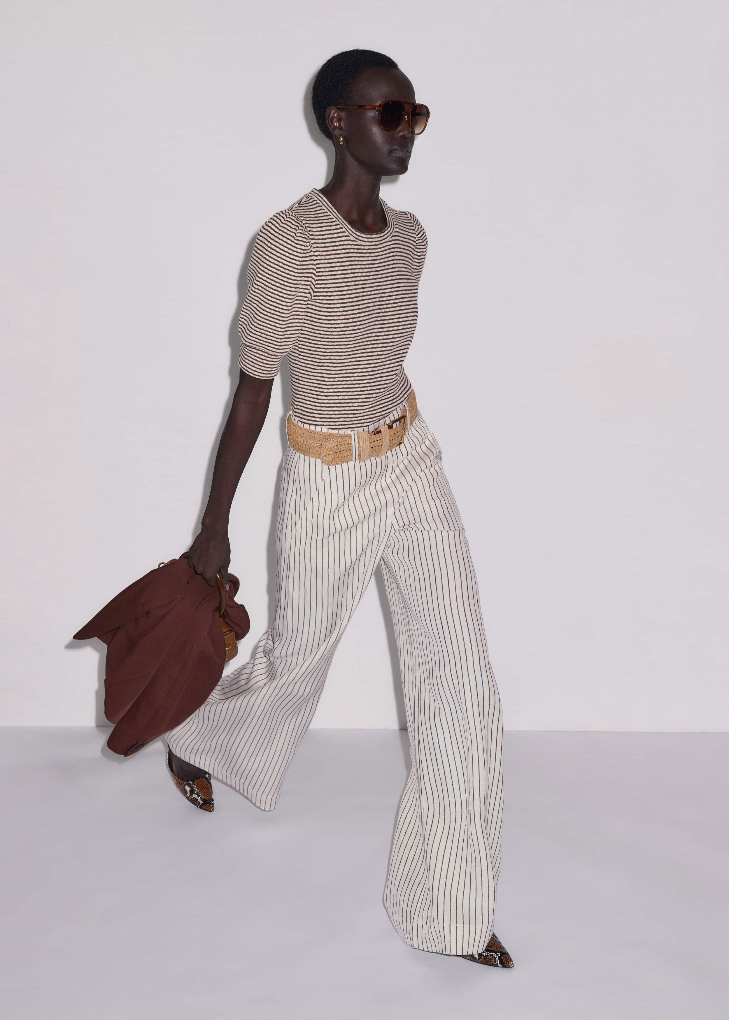 Cinnamon Brown Feminine Sleeve Tee meandem