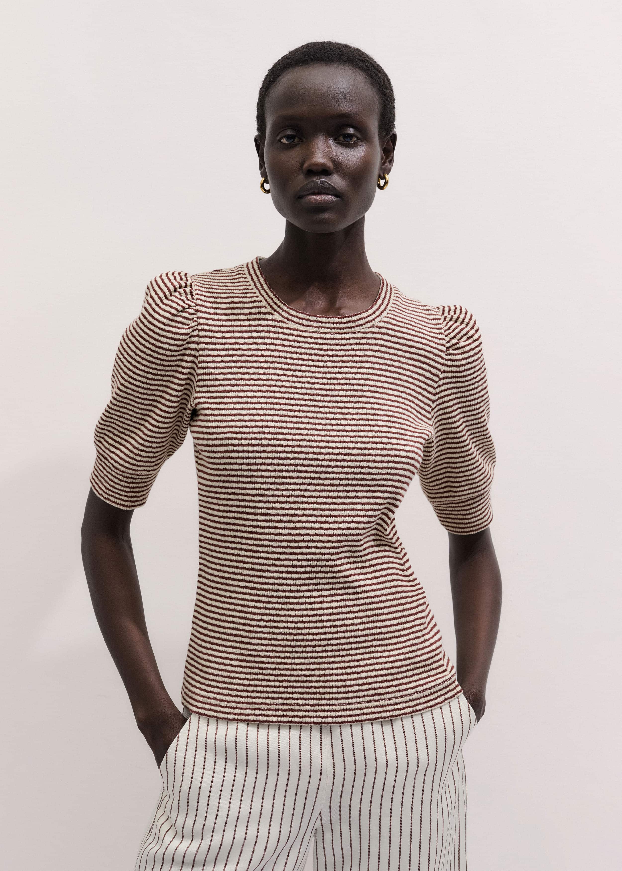 Cinnamon Brown Feminine Sleeve Tee meandem