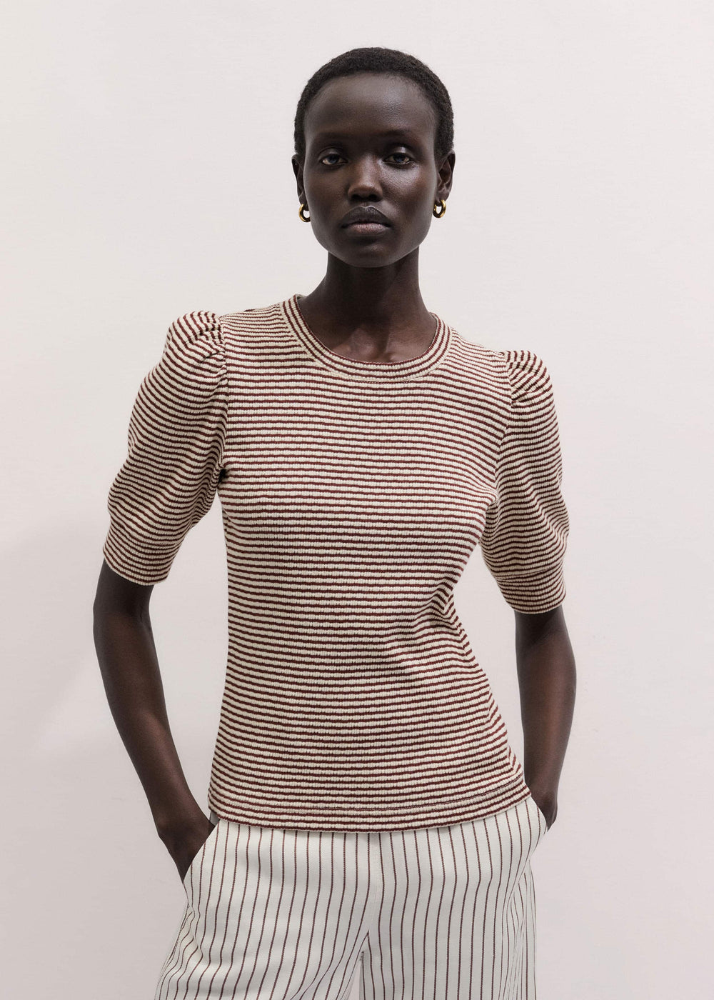 Cinnamon Brown Feminine Sleeve Tee meandem