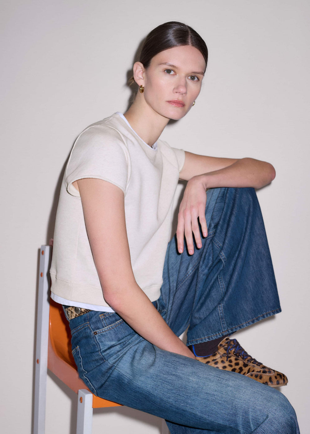 Oatmeal Double Layer Short Sleeve Sweatshirt meandem