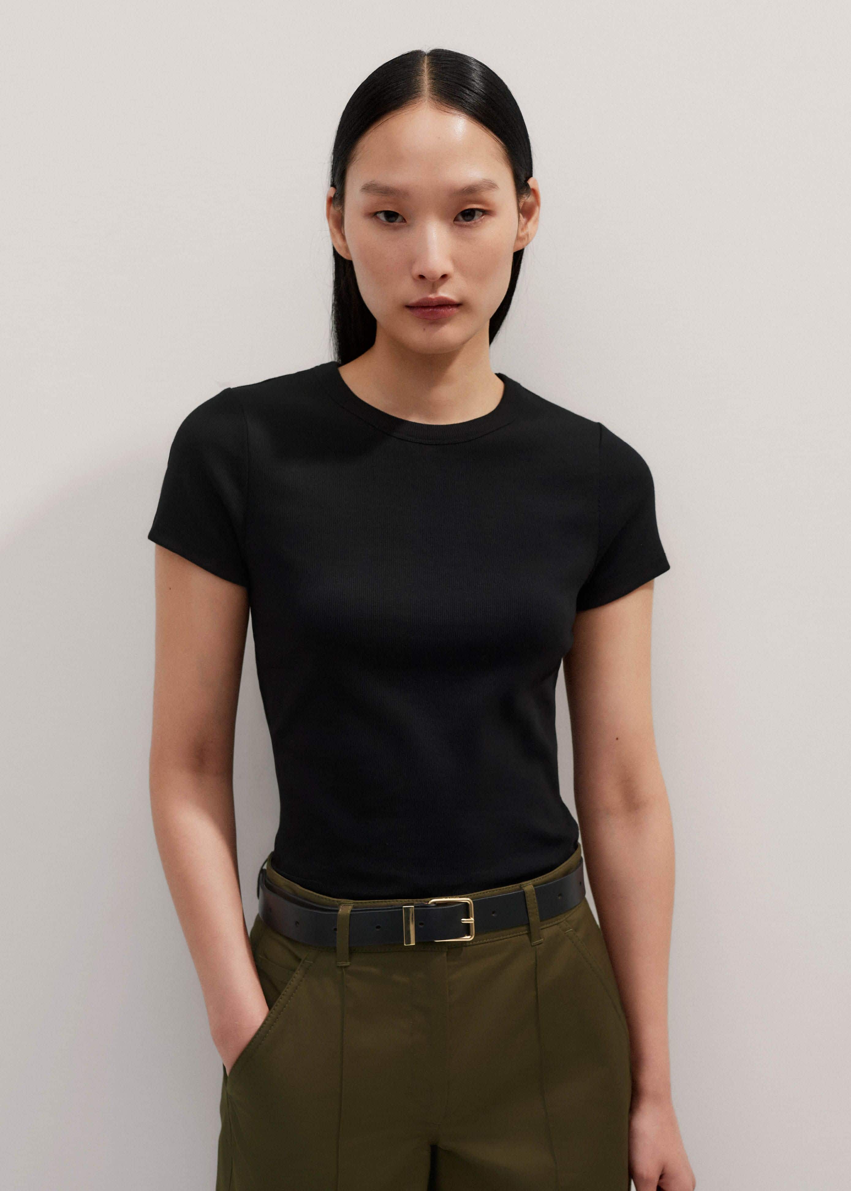 Black Ultimate Fitted Rib Crew Neck Tee meandem