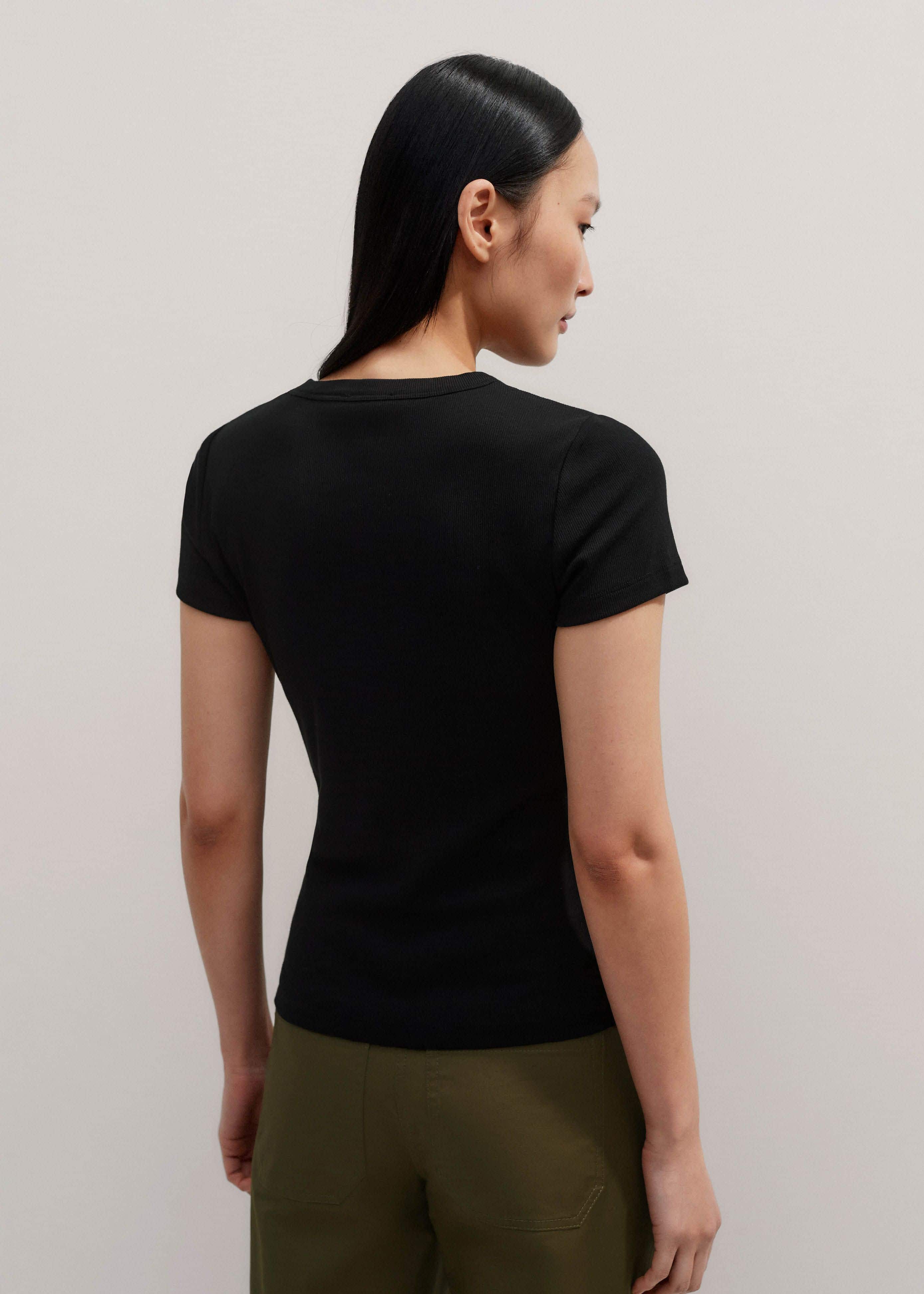 Black Ultimate Fitted Rib Crew Neck Tee meandem