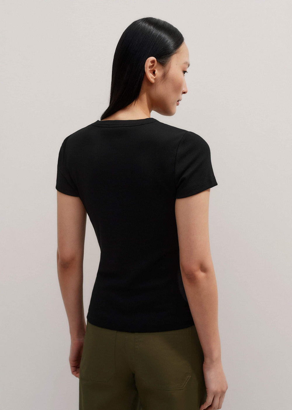 Black Ultimate Fitted Rib Crew Neck Tee meandem