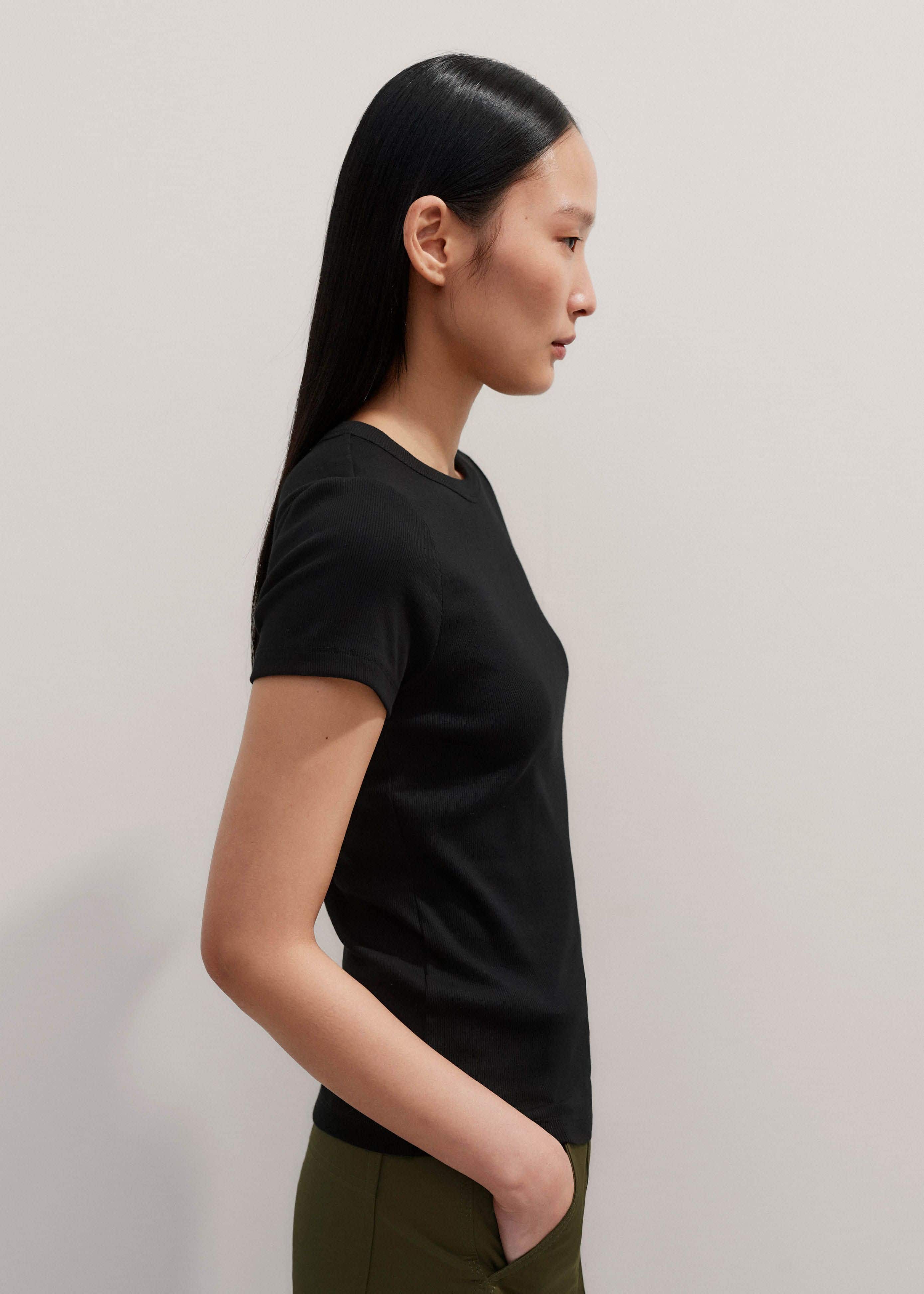 Black Ultimate Fitted Rib Crew Neck Tee meandem