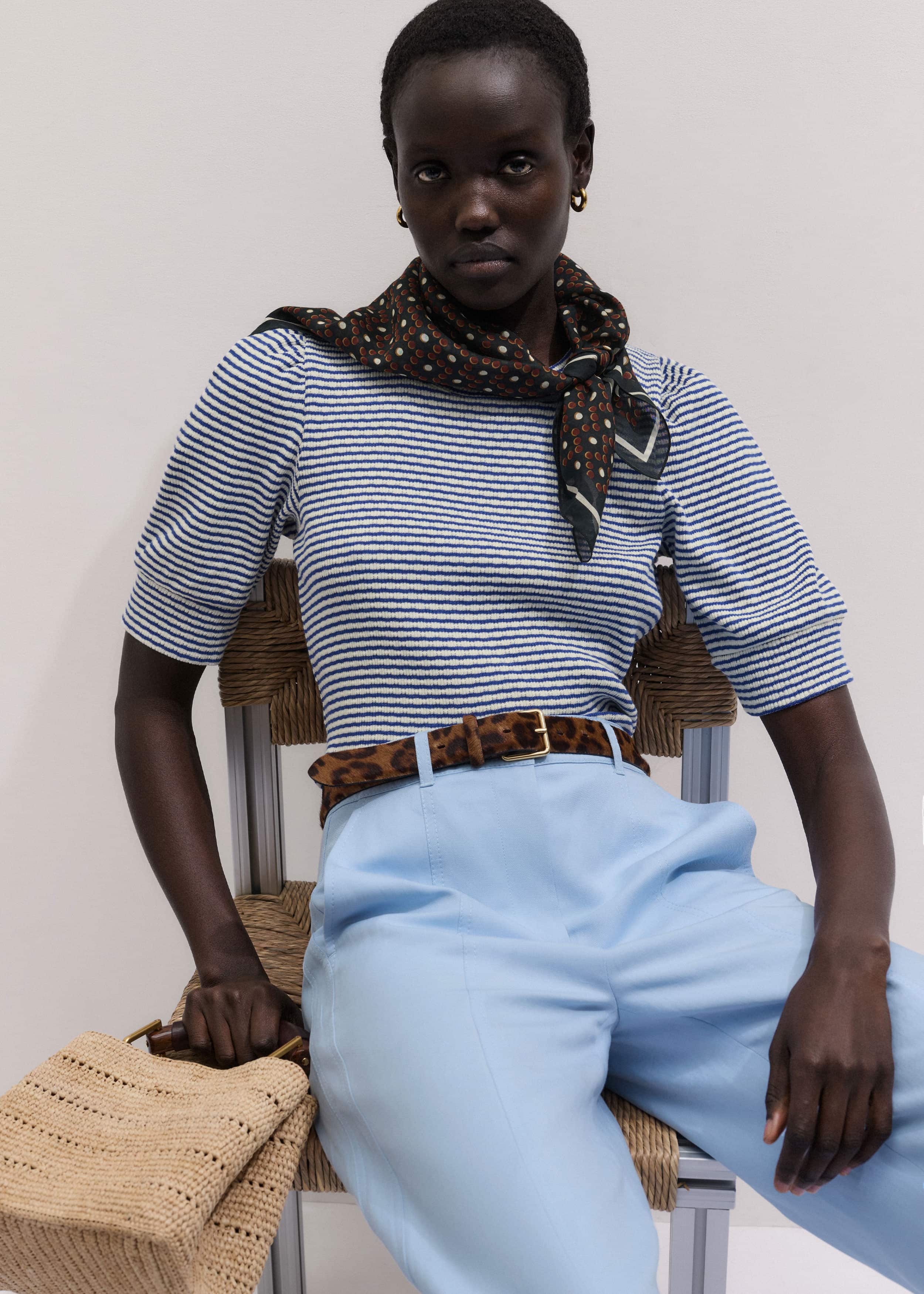 Blue Feminine Sleeve Tee meandem