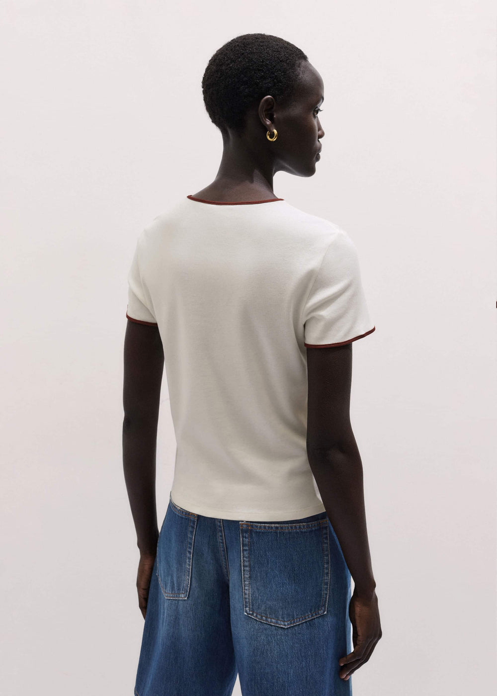 Cream Contrast Trim Slim Tee meandem