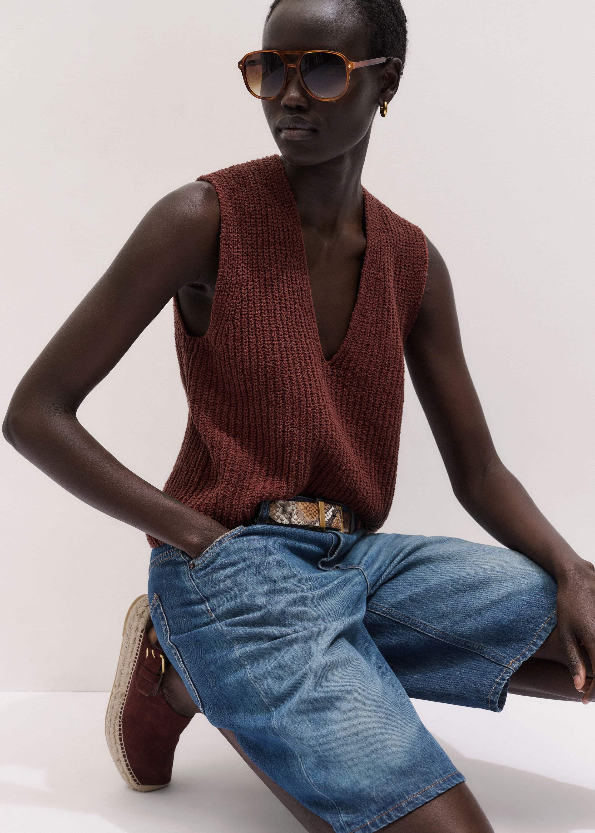 Cinnamon Brown Relaxed Knit Vest meandem