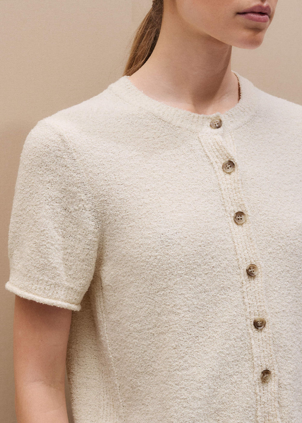 Cream Short Sleeve Cardigan meandem