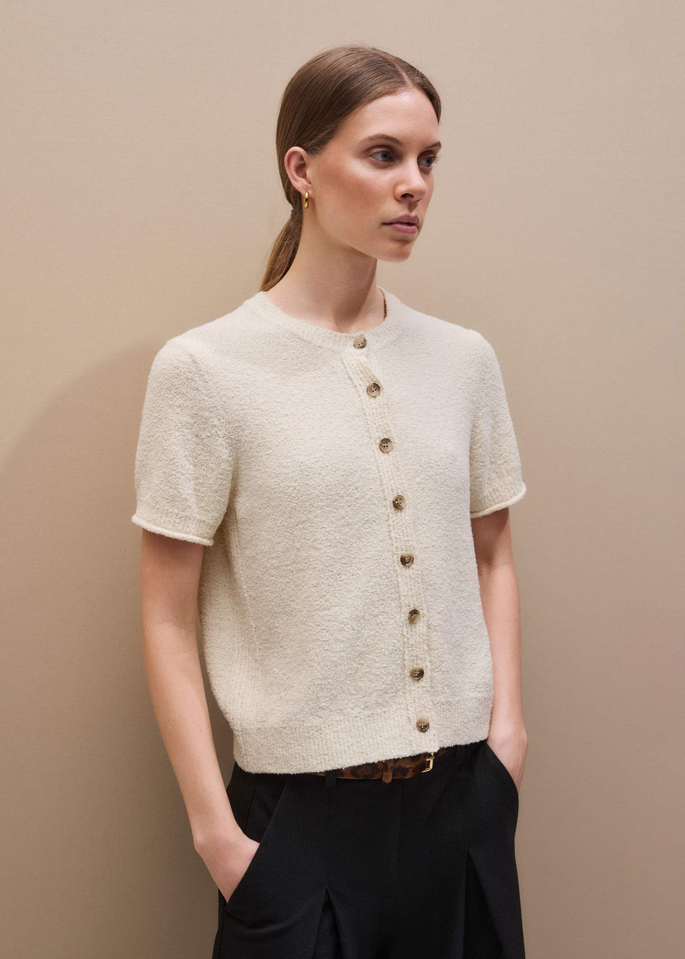 Cream Short Sleeve Cardigan meandem
