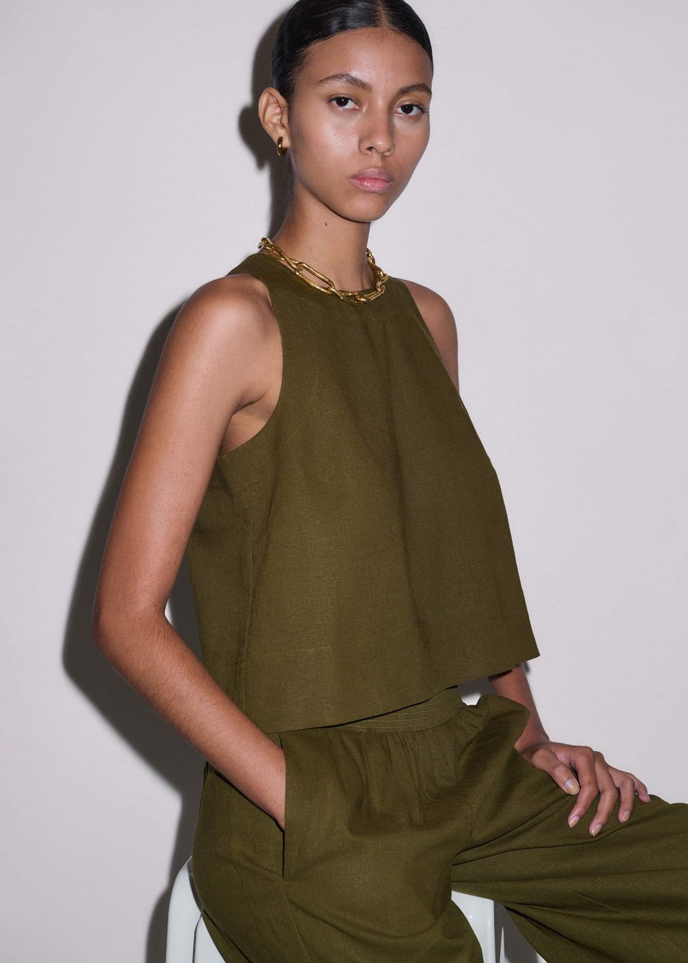 Olive Green Shell Crop Top meandem