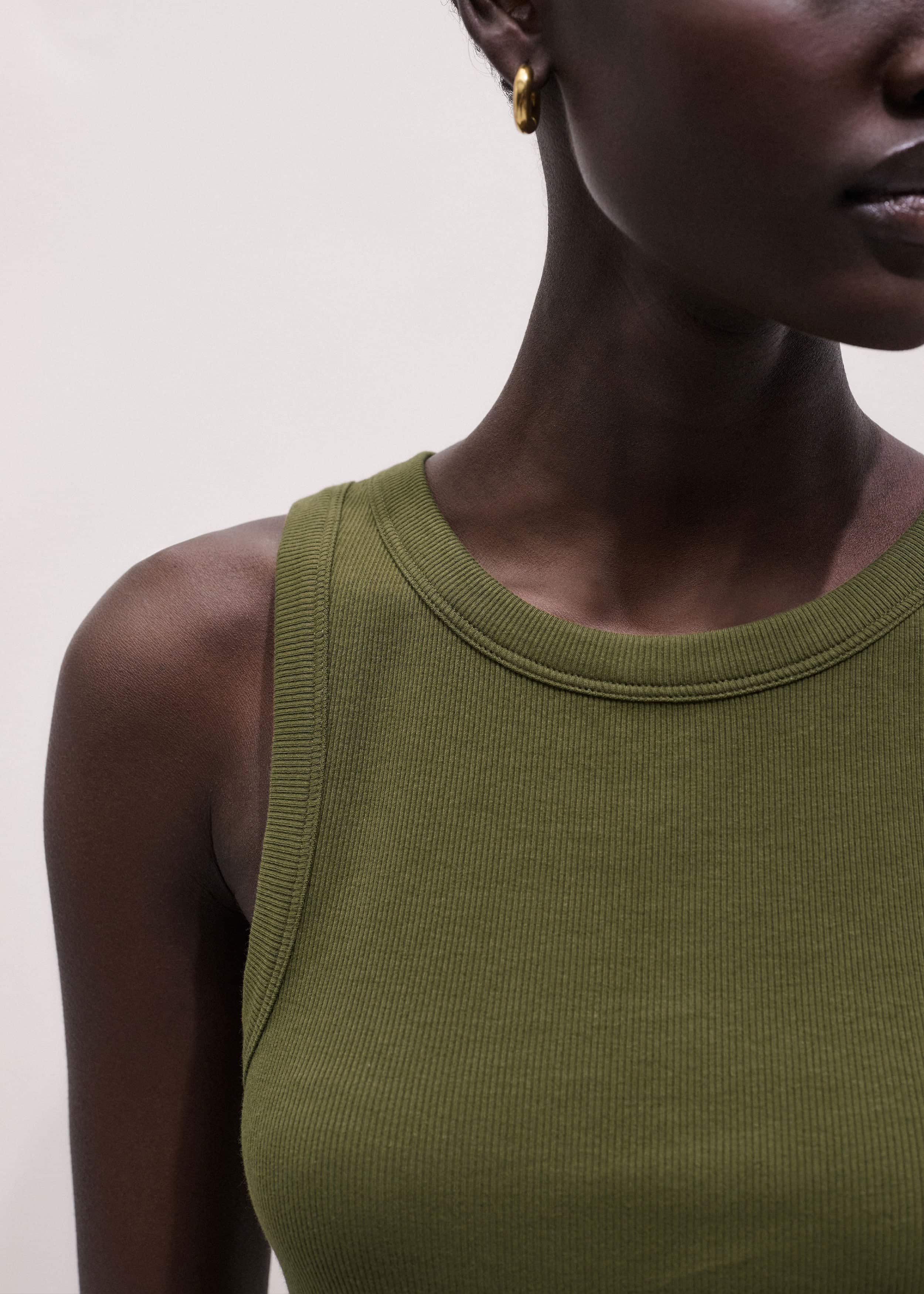 Olive Green Perfect Basic Vest meandem