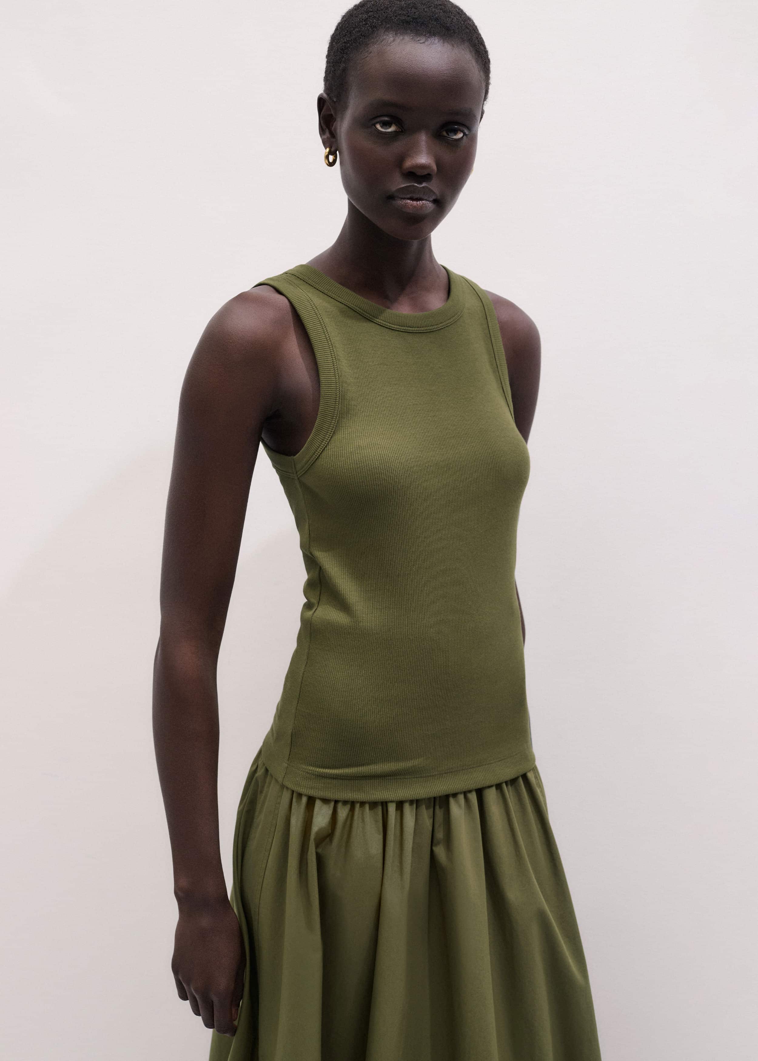 Olive Green Perfect Basic Vest meandem