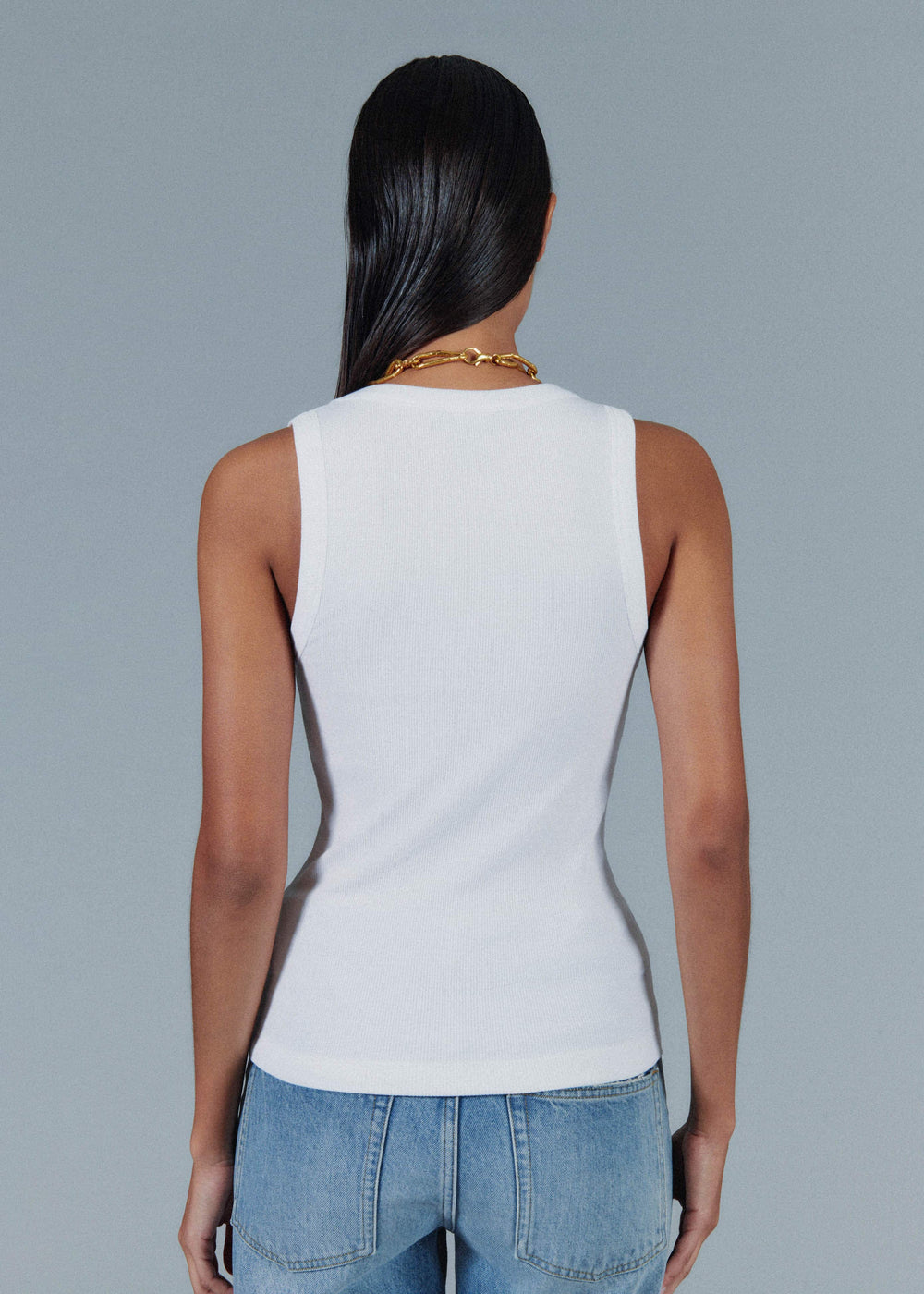 White Ultimate V-Neck Vest meandem