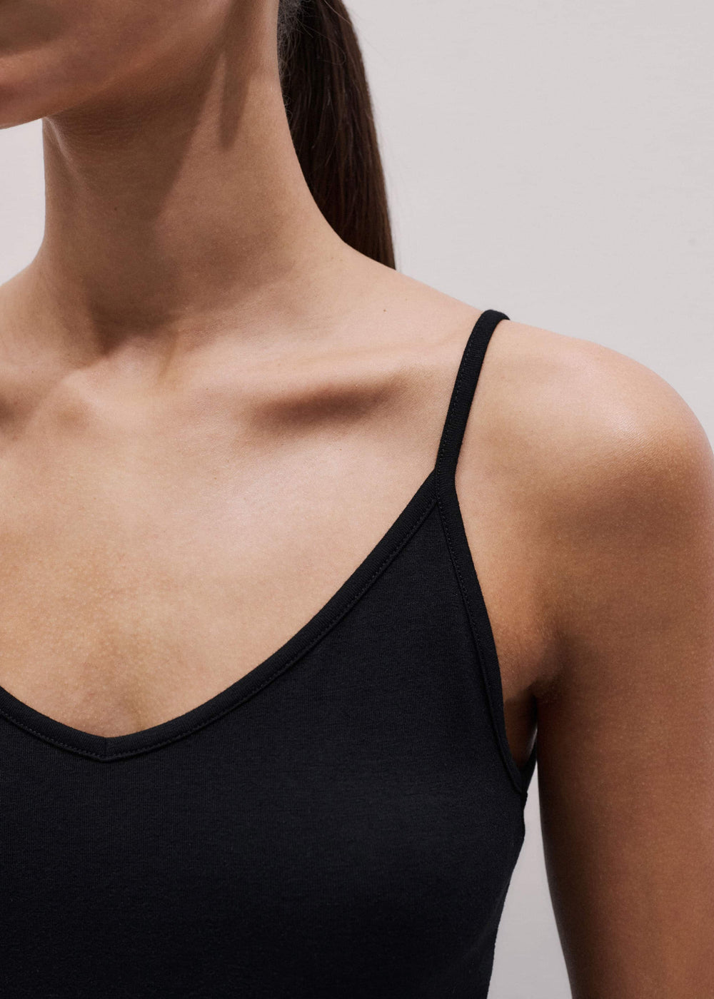 Black Fashion First Aid Cami meandem