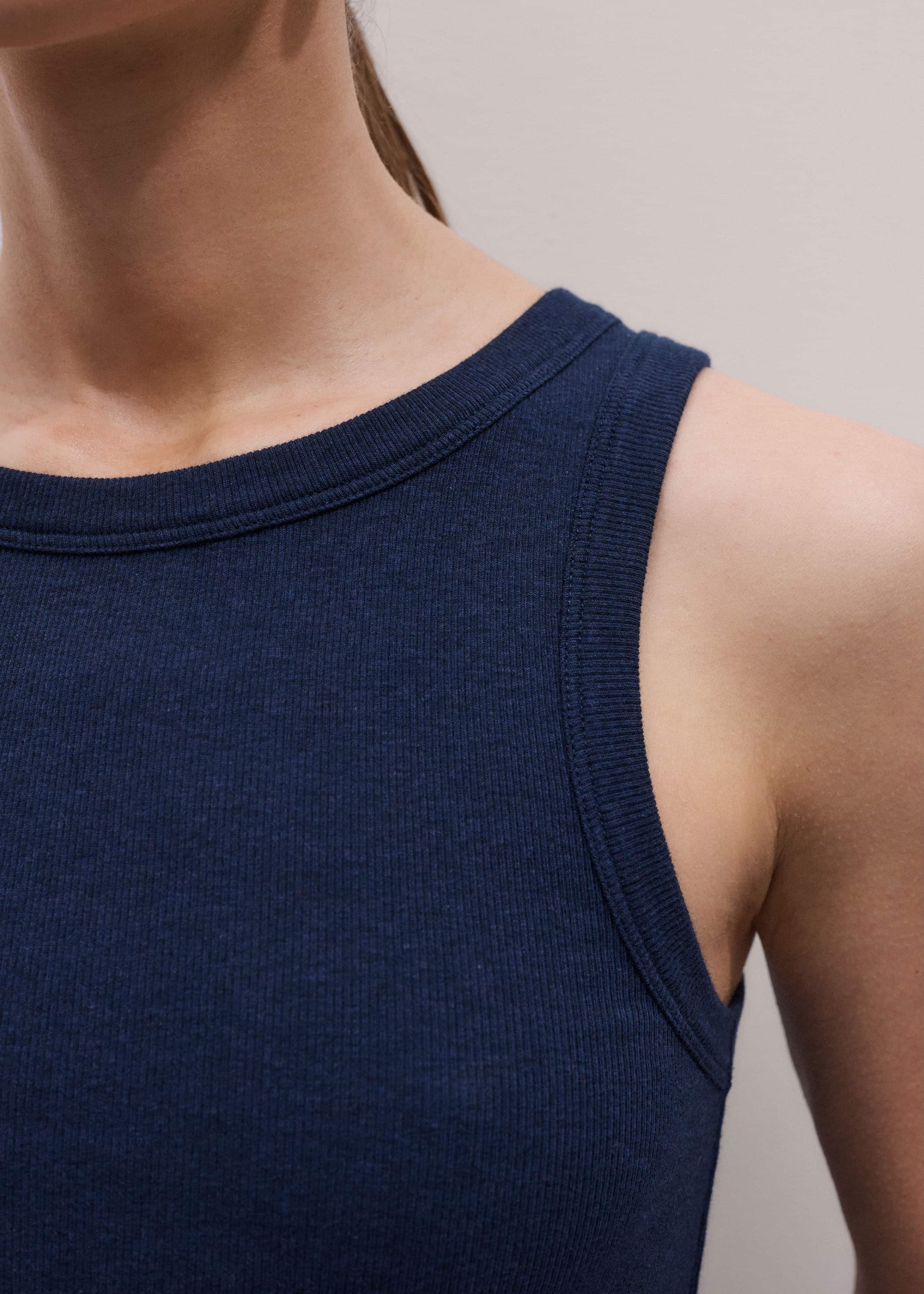 Navy Ultimate Crew Neck Perfect Basic Tank meandem