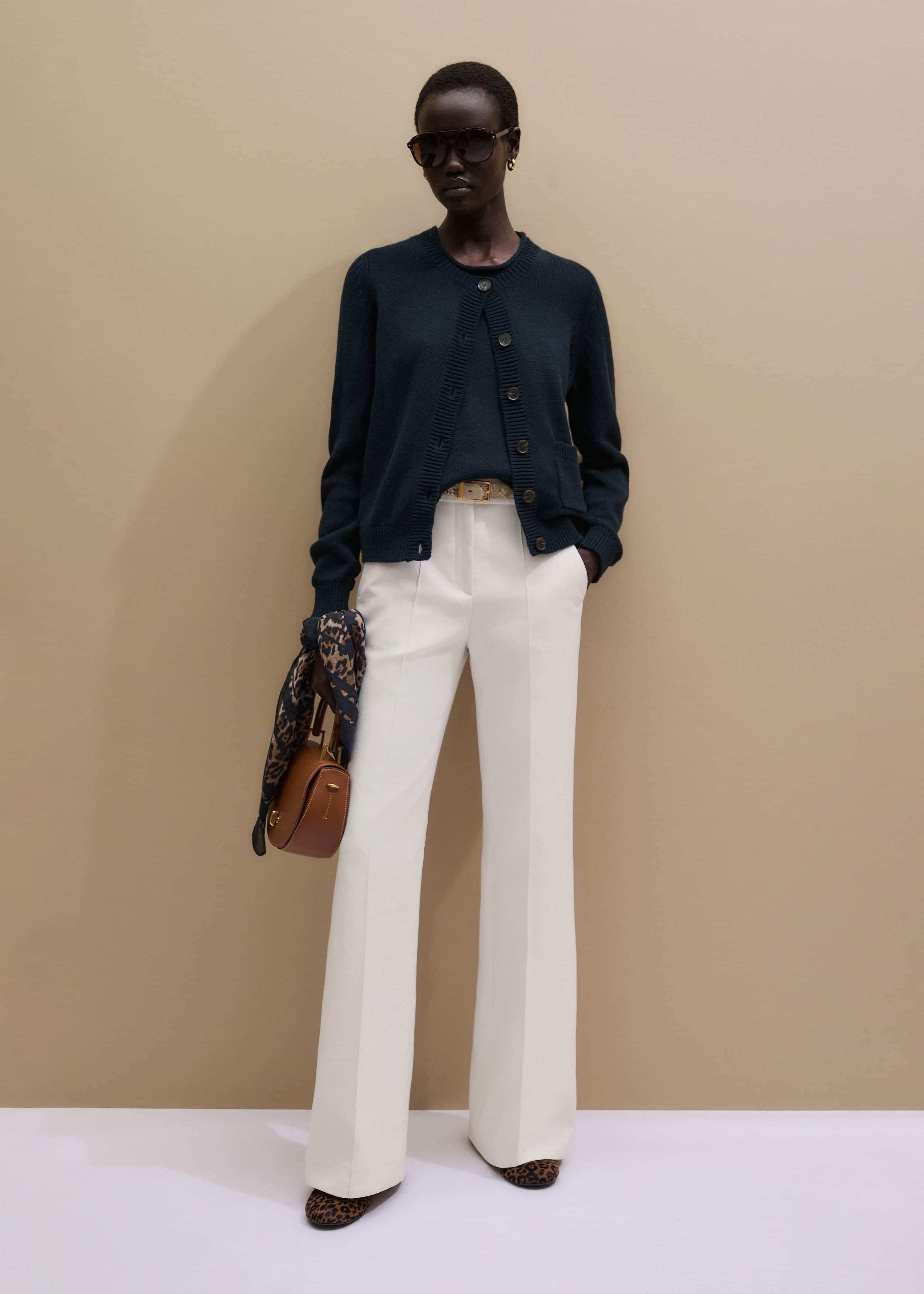 Navy Boxy Knit Straight Cardigan meandem