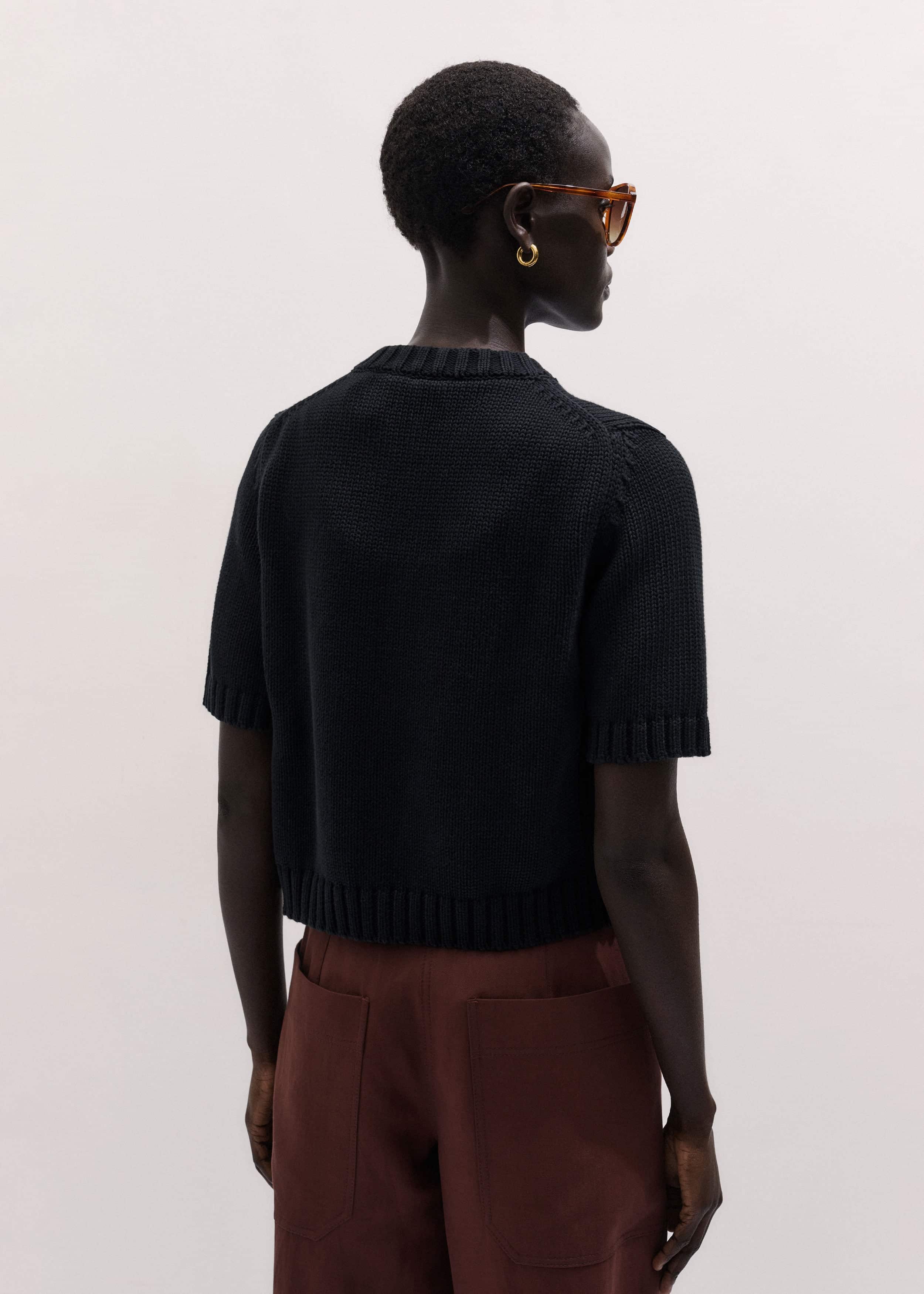 Black Straight Knit Cardigan meandem