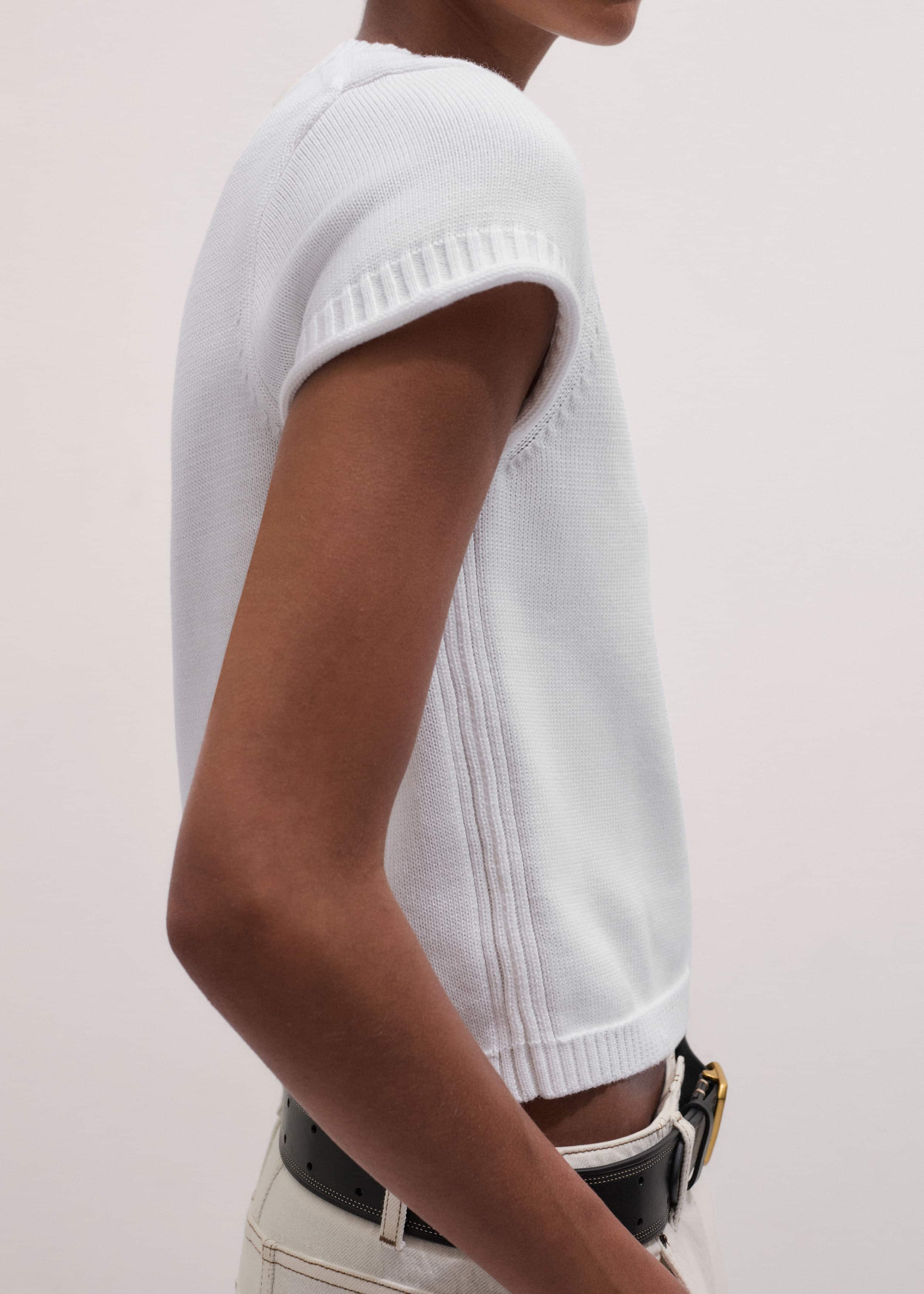 White Shrunken Straight Knit Baby Tee meandem
