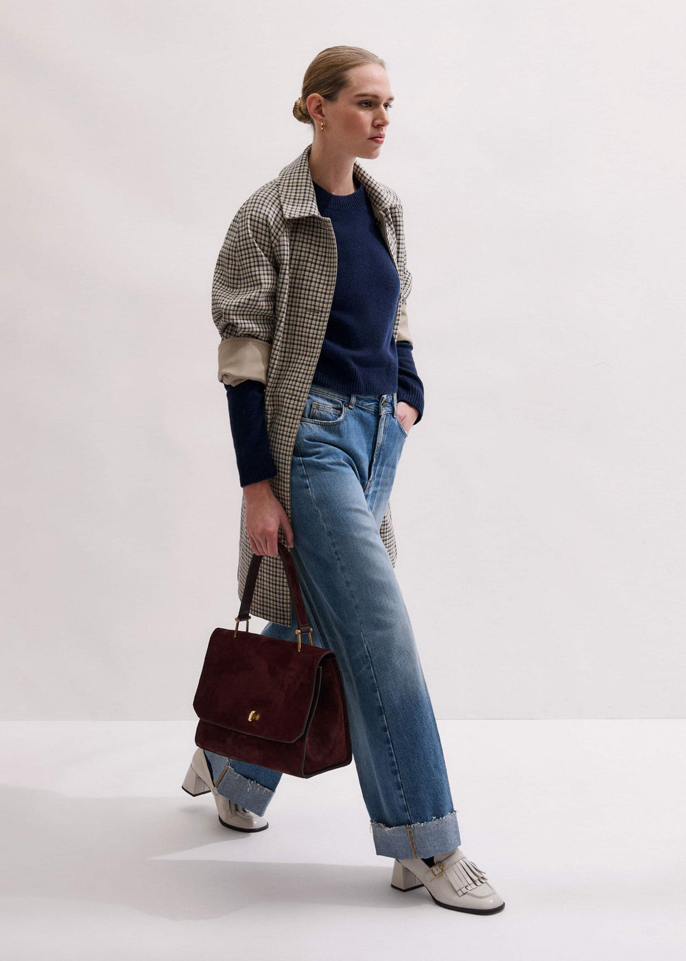 Navy Cashmere Crew Neck Crop Sweater meandem