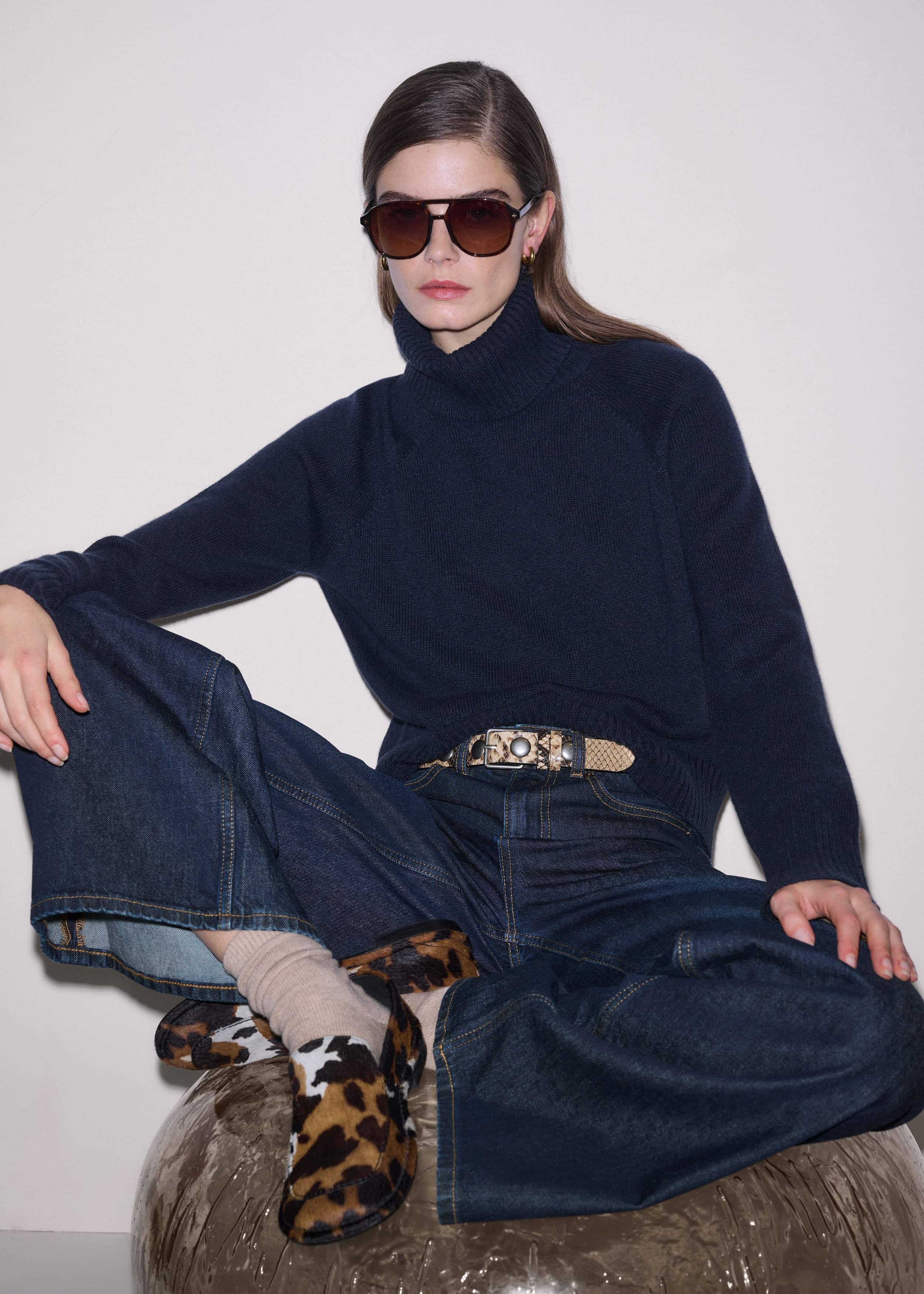 Navy Raglan Sweater + Snood meandem