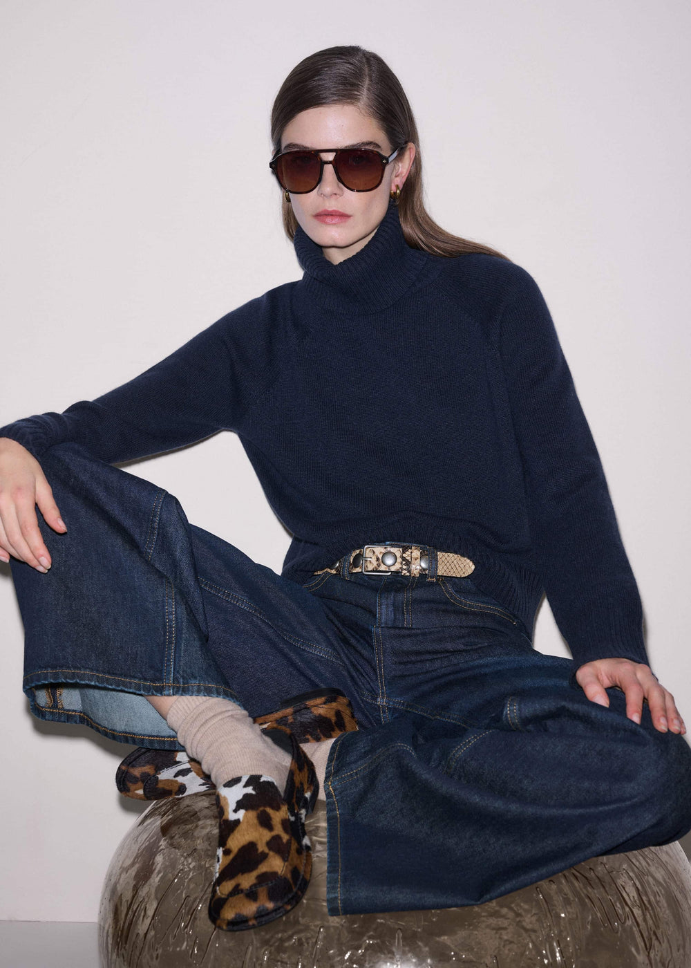 Navy Raglan Sweater + Snood meandem