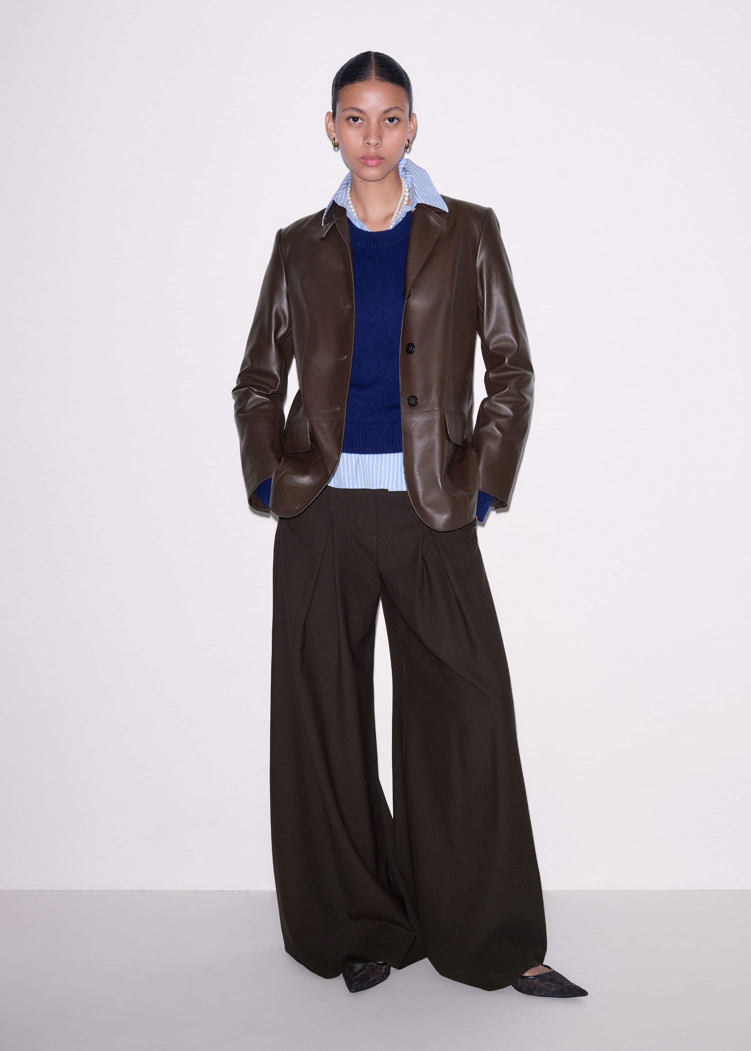 Blue Cashmere Relaxed Crop Sweater meandem