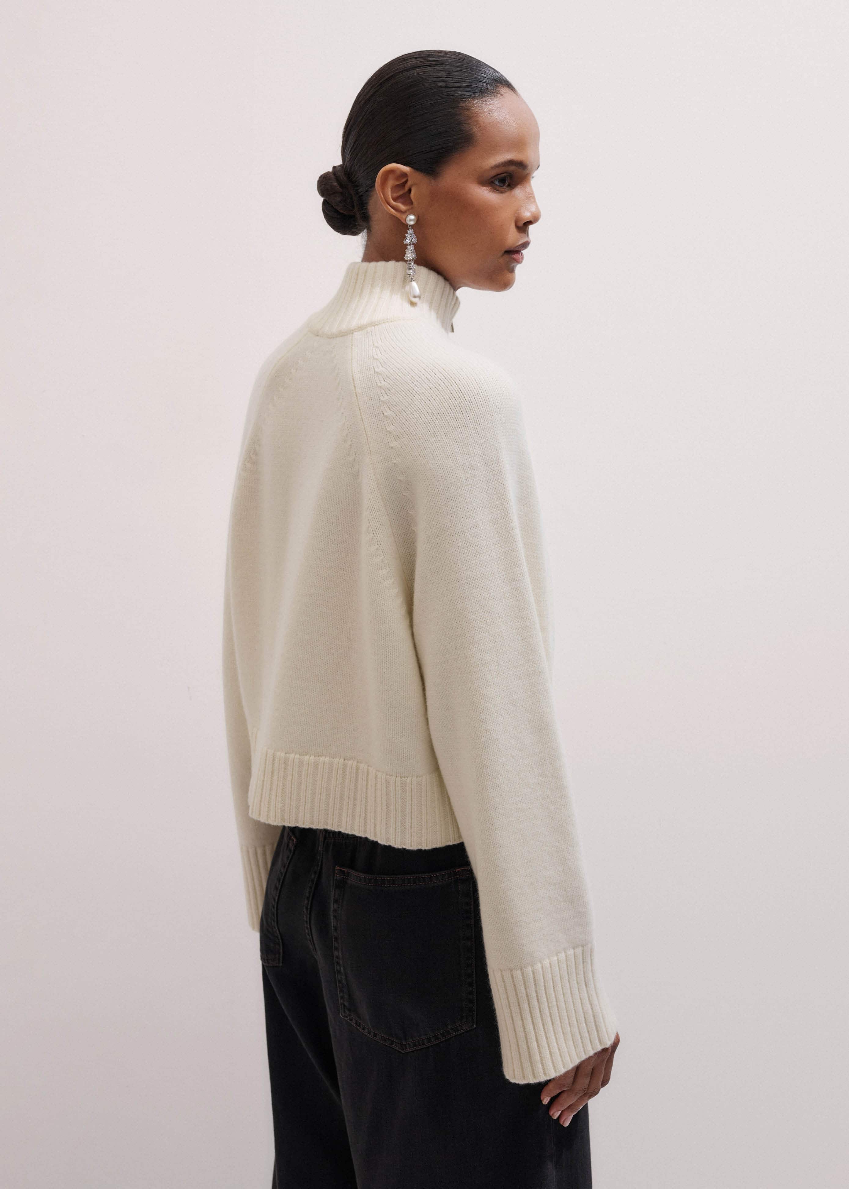 Cream Two-Way Zip Jacket meandem