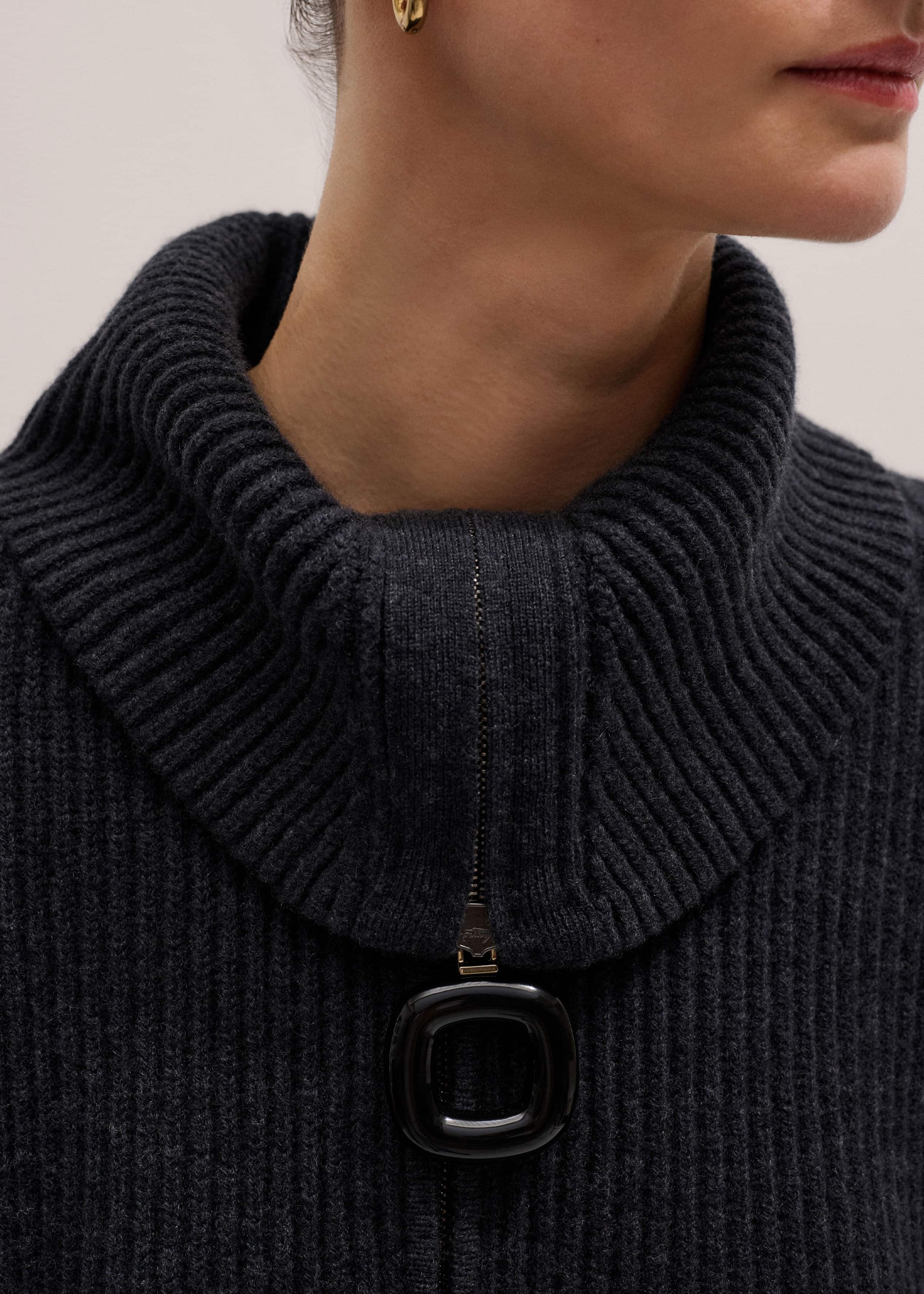 Grey Relaxed Fly Neck Zip Jumper meandem