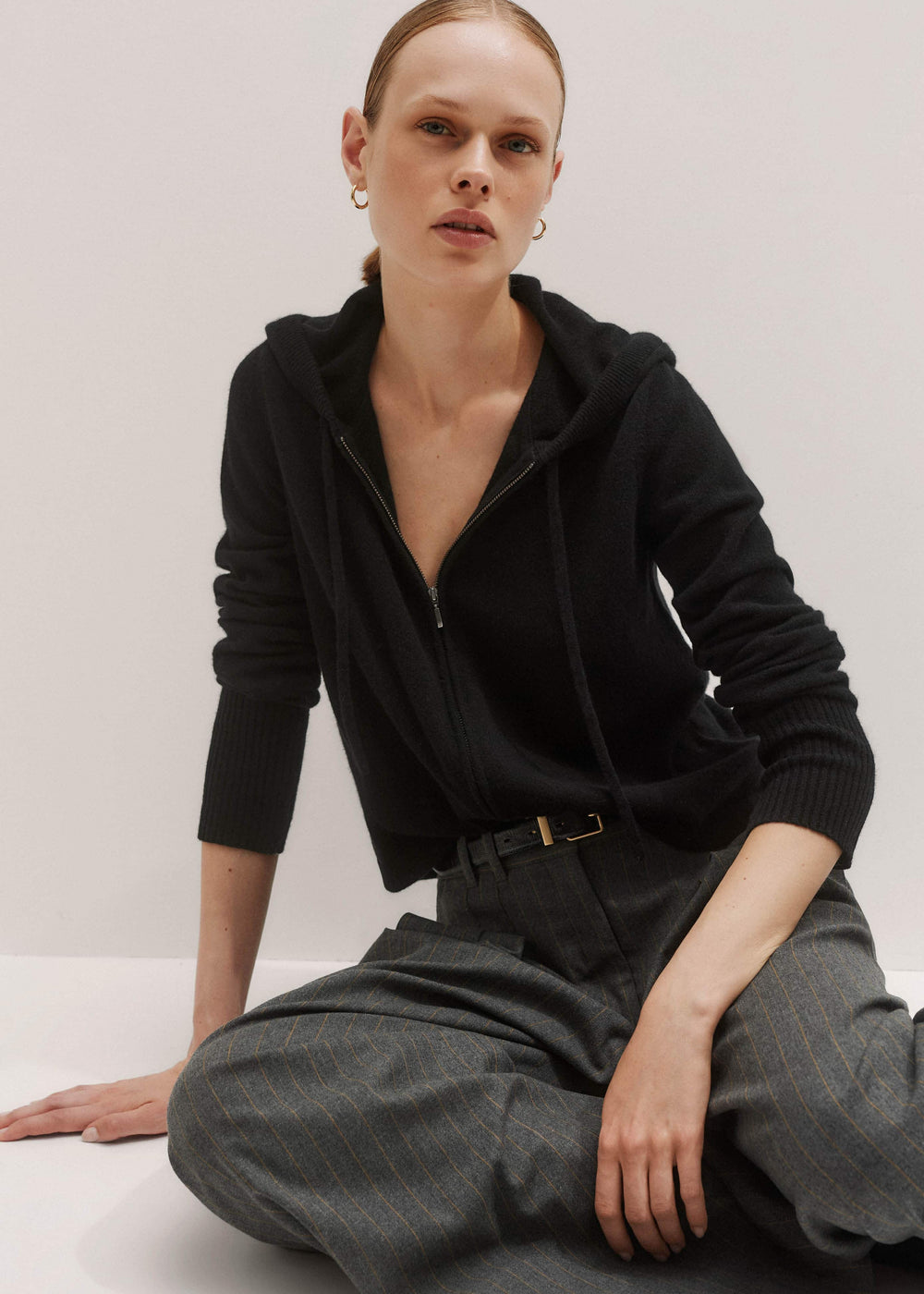 Black Cashmere Relaxed Fit Box Zip Hoodie meandem