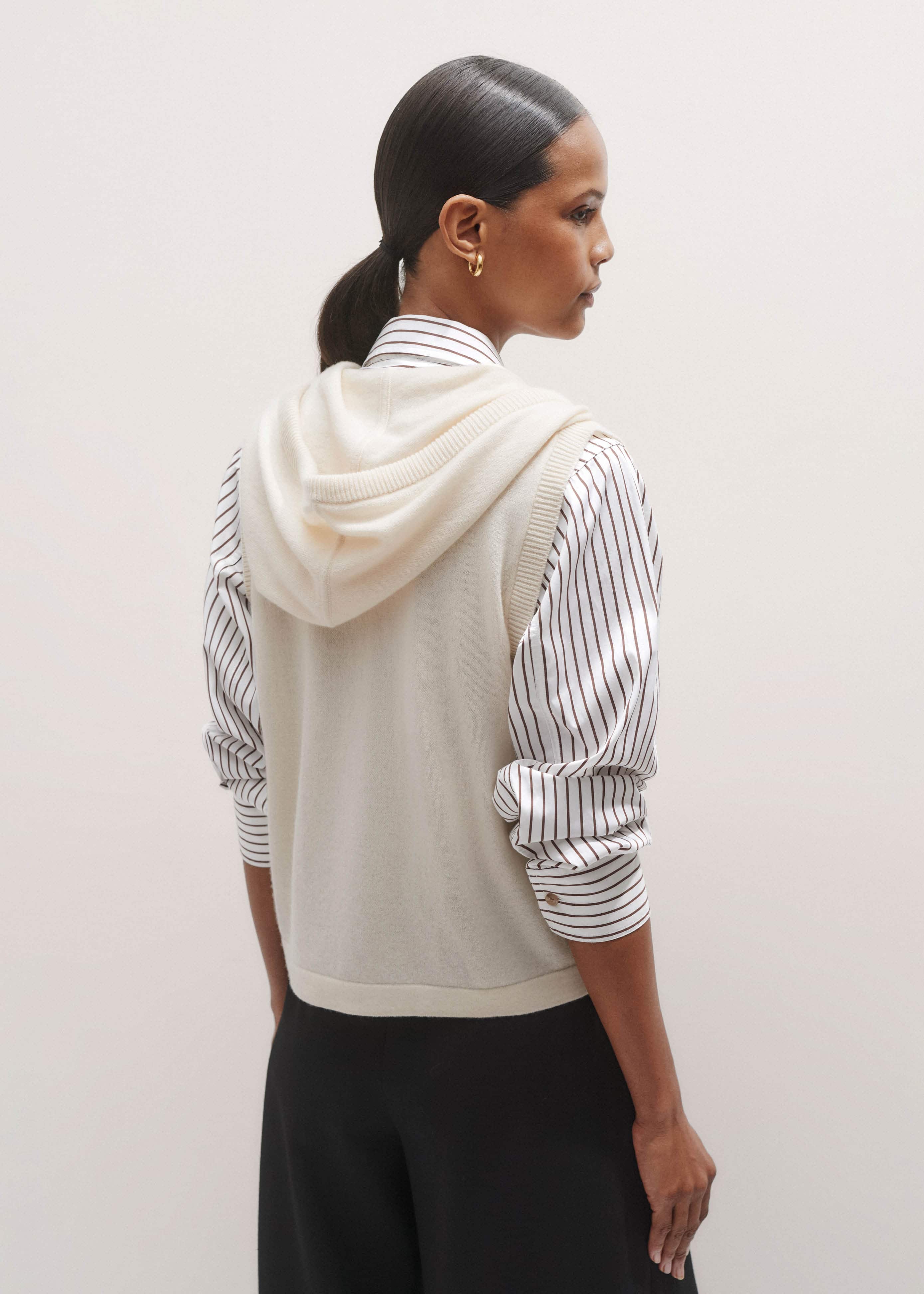Cream Icon Cashmere Sleeveless Blazer Hoody meandem
