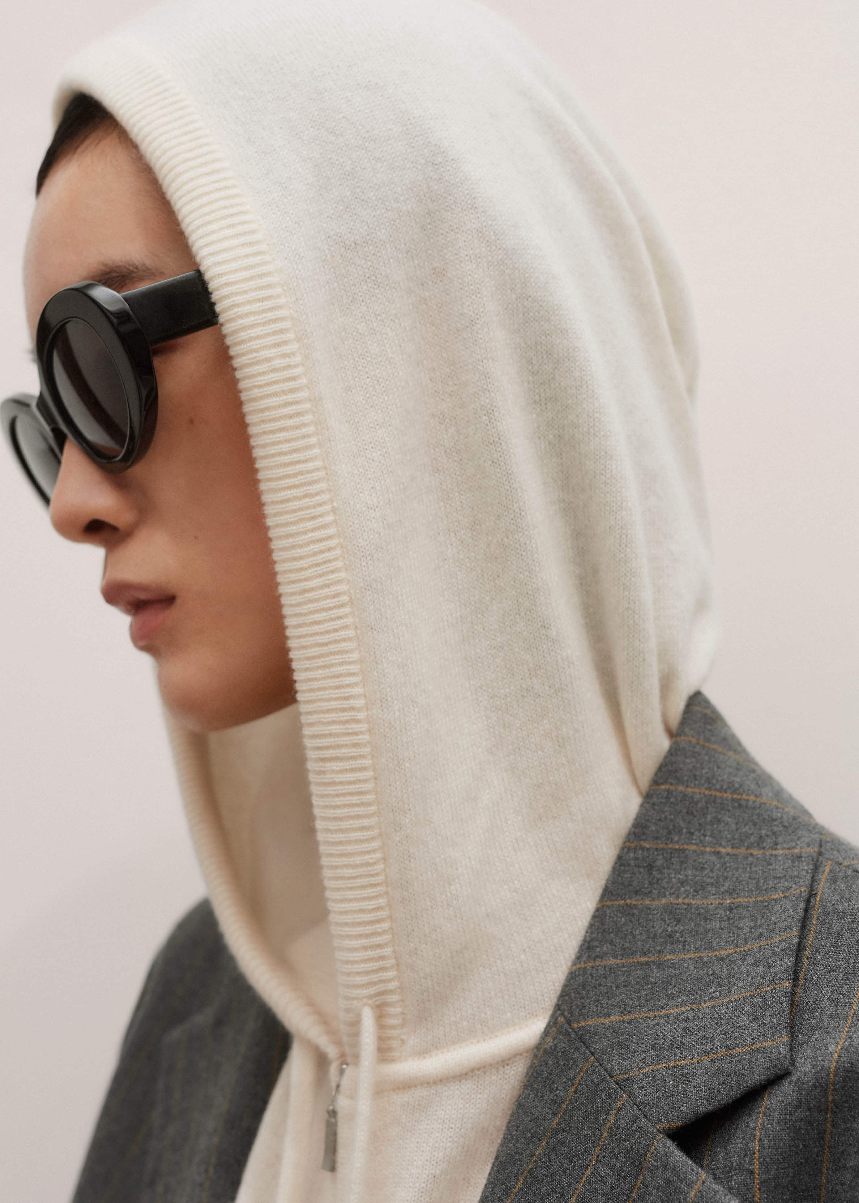 Cream Cashmere Relaxed Fit Box Zip Hoody meandem