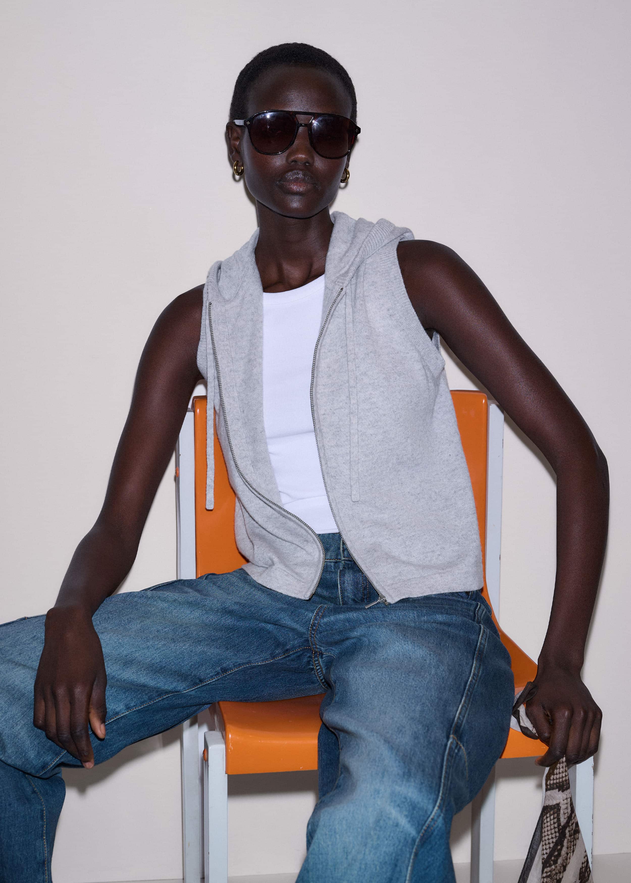 Gray Cashmere Sleeveless Relaxed Zip Hoodie meandem