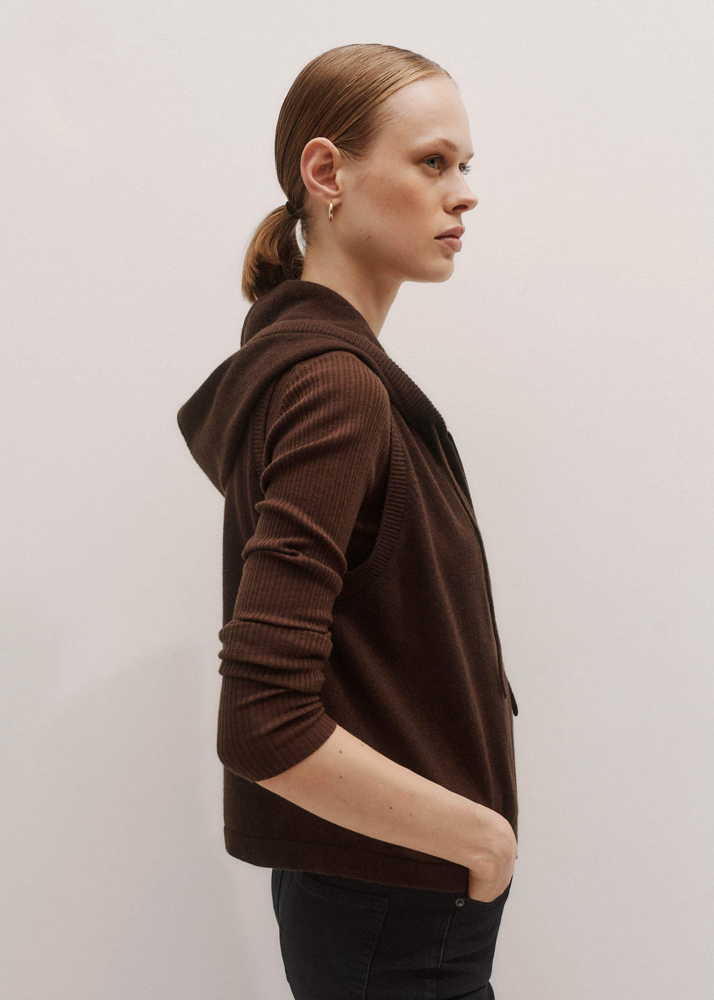 Brown Cashmere Sleeveless Relaxed Zip Hoodie meandem