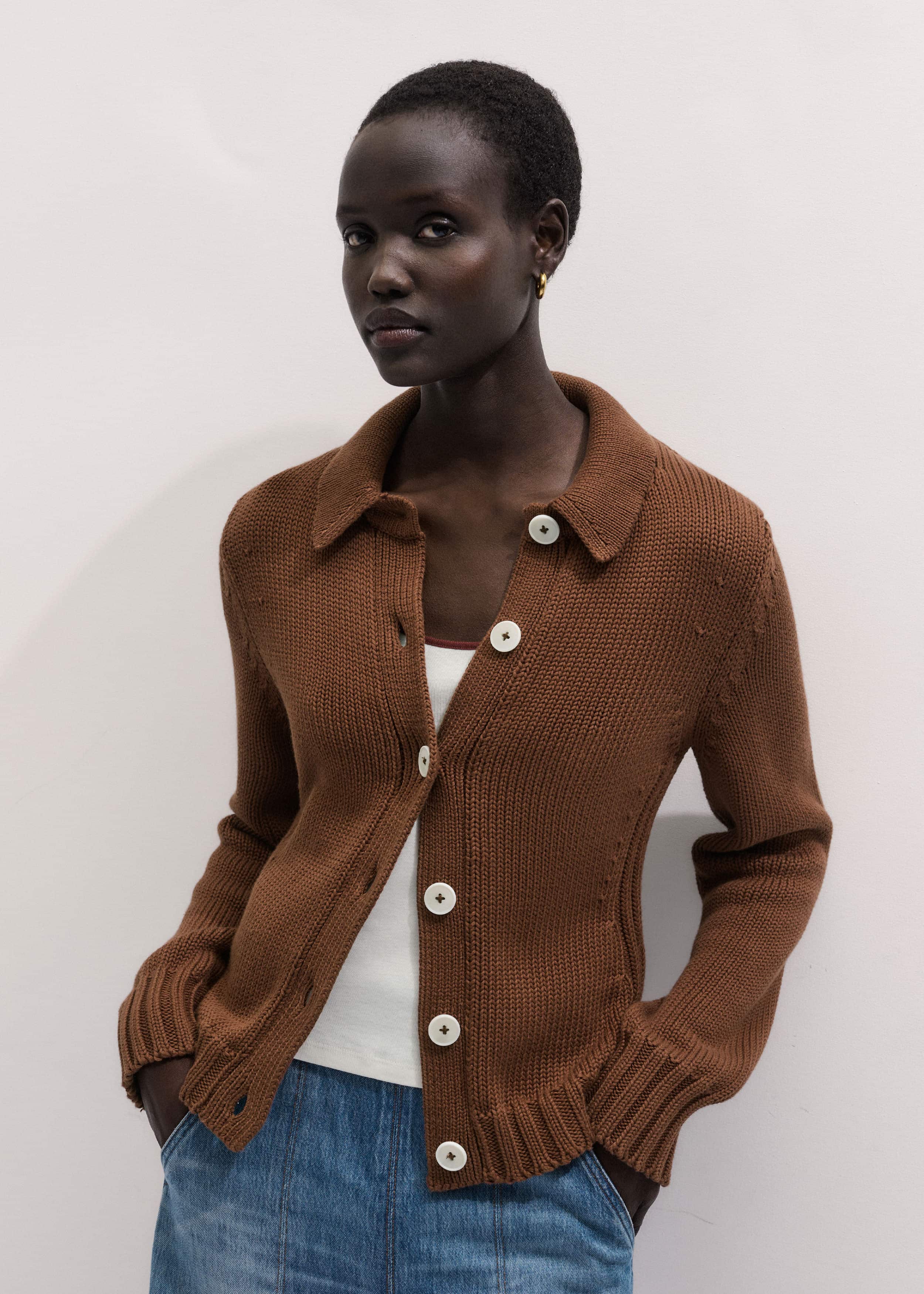 Brown Slim Collared Cardigan meandem