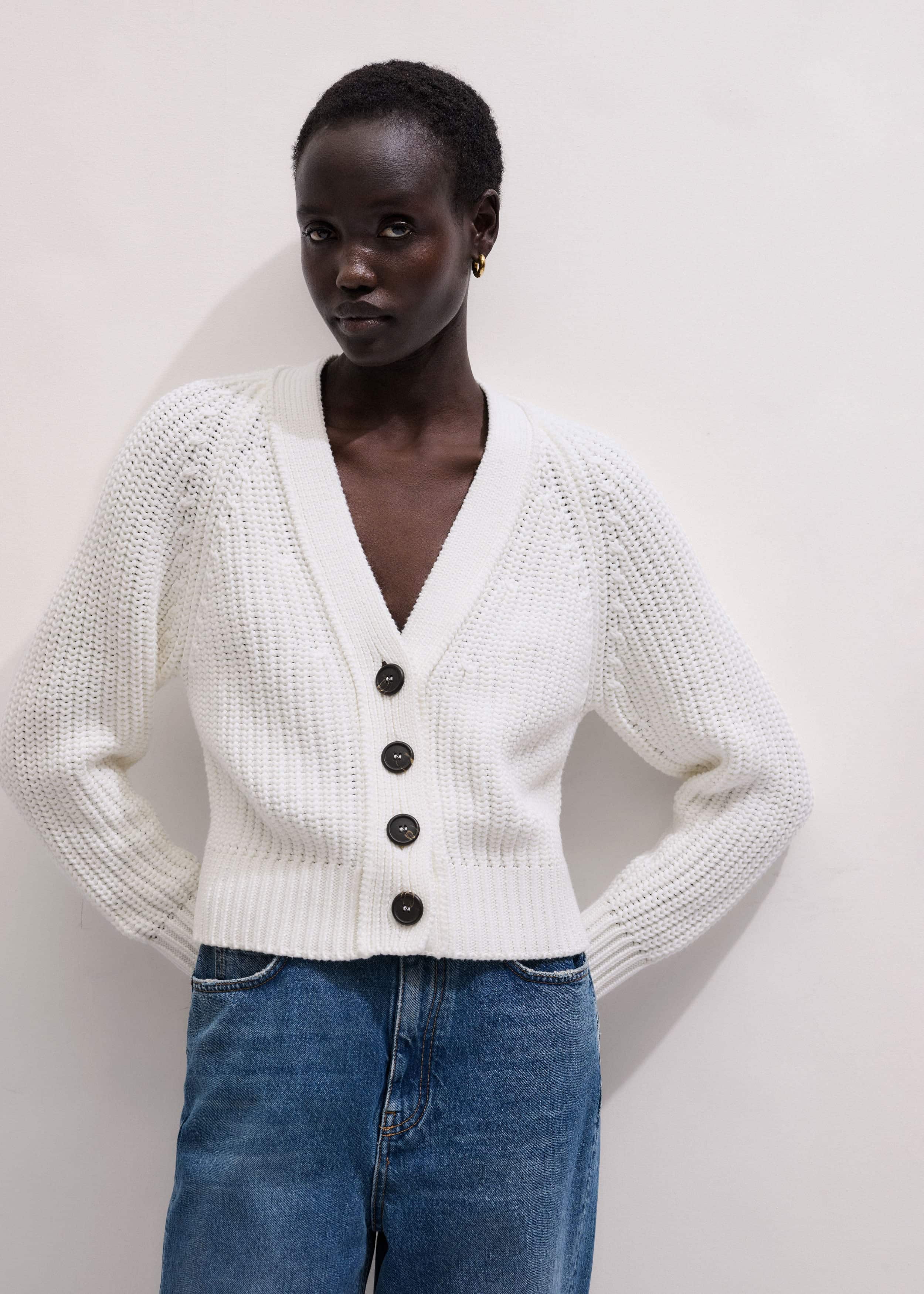 White Chunky Raglan Relaxed Weekend Cardigan meandem