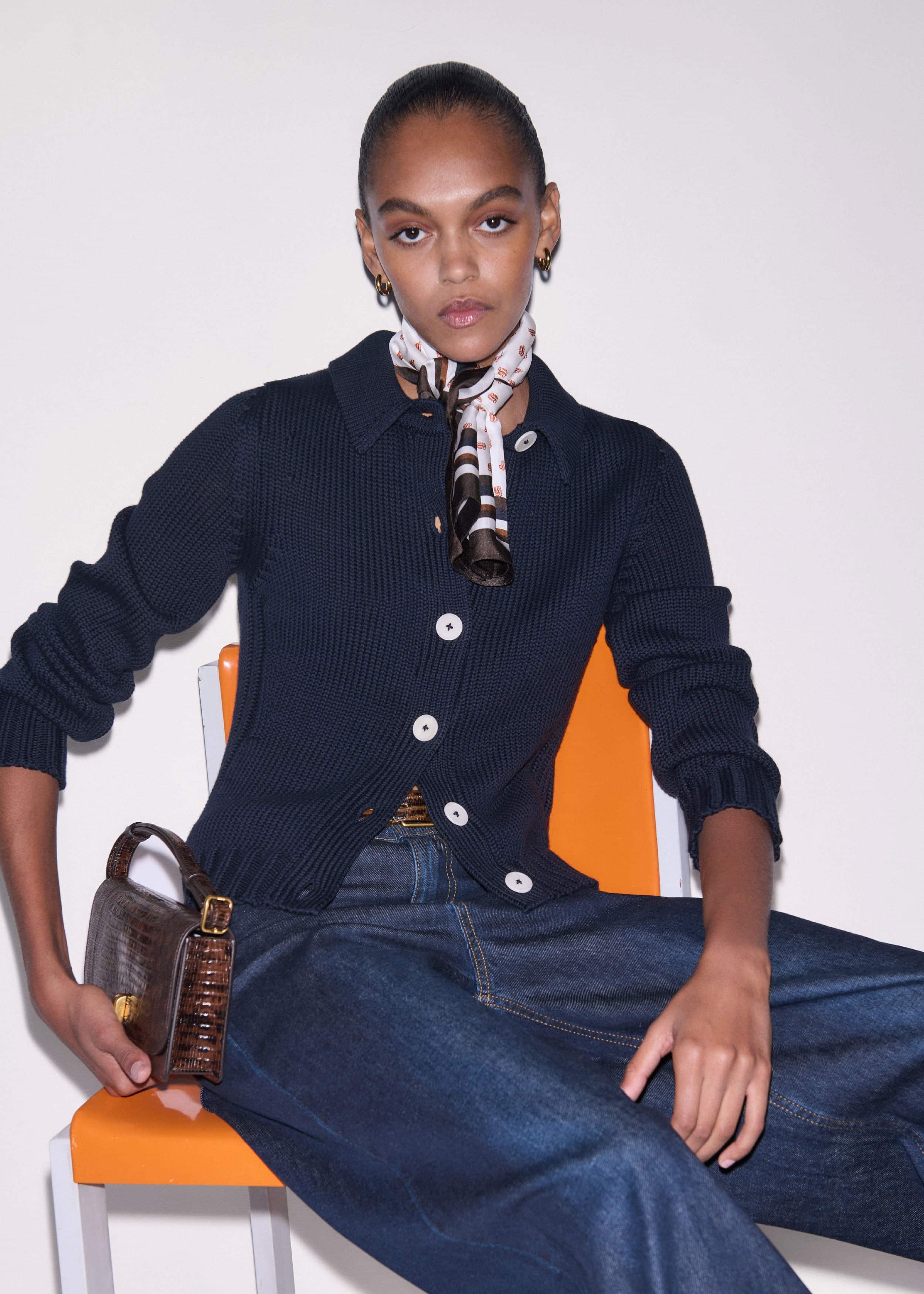 Navy Slim Collared Cardigan meandem