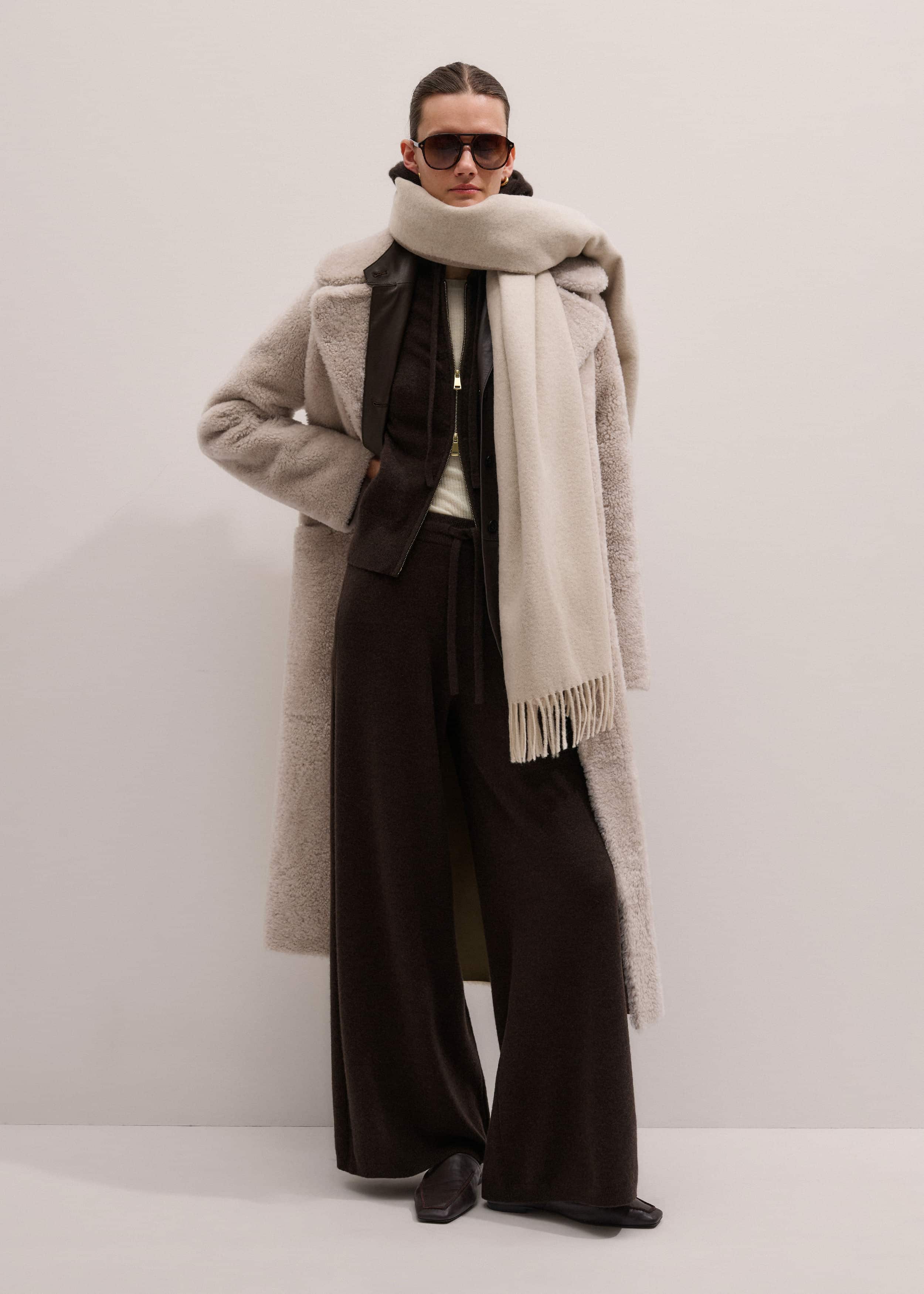 Brown Cashmere Two Way Zip Straight Hoodie meandem