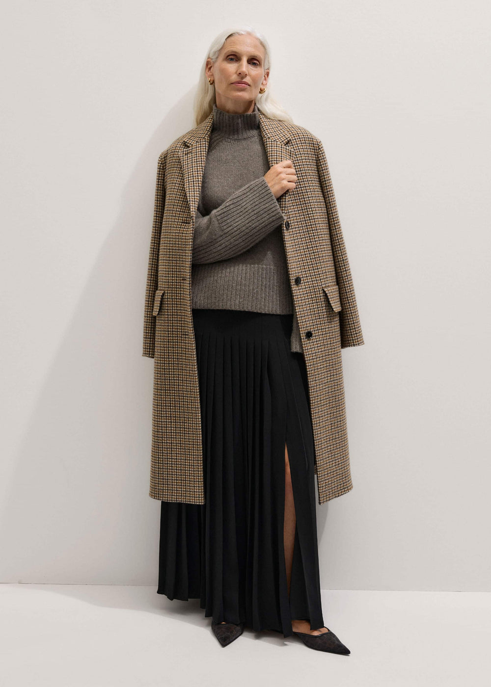Brown Cashmere High Neck Relaxed Statement Sweater meandem