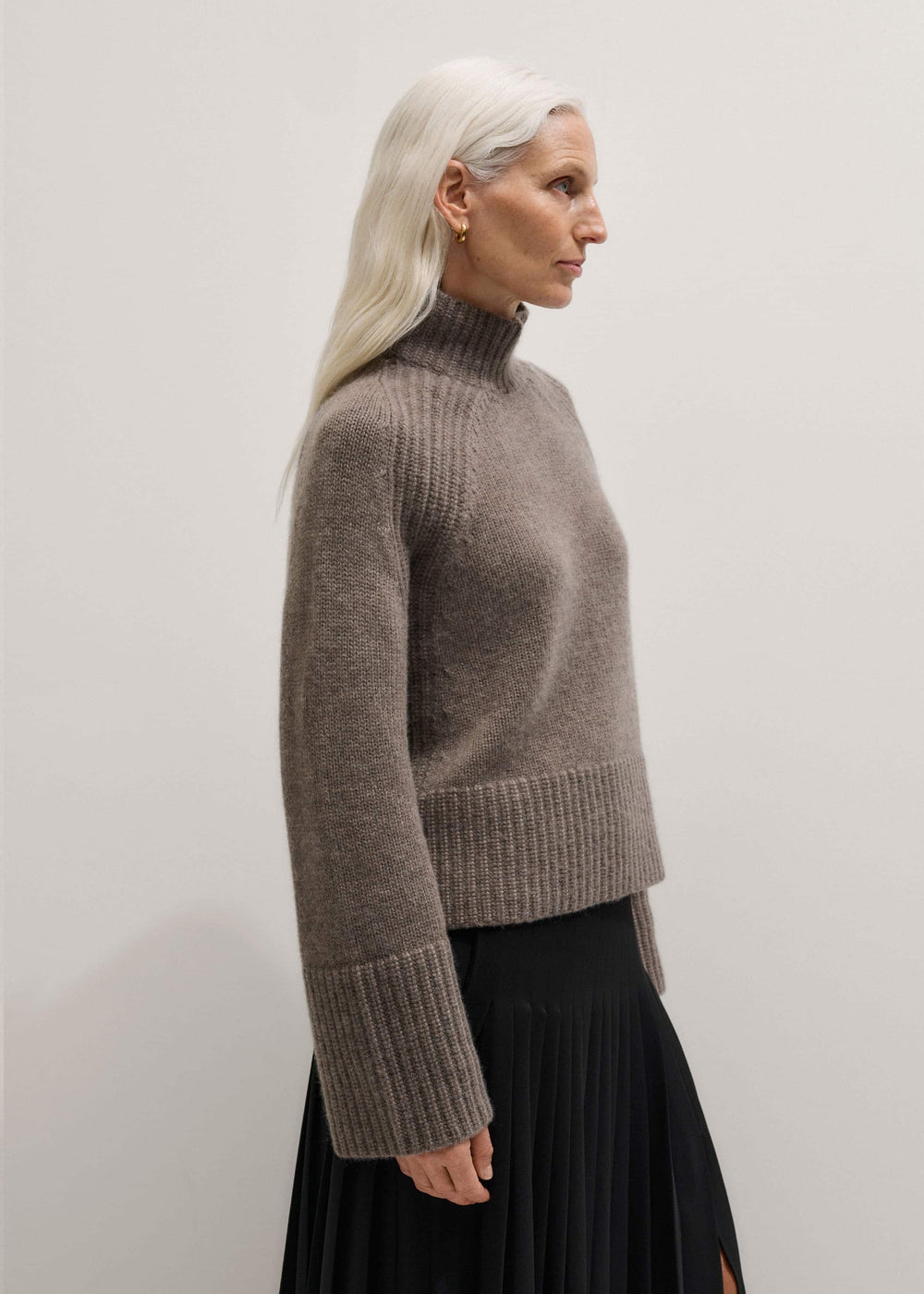 Brown Cashmere High Neck Relaxed Statement Sweater meandem