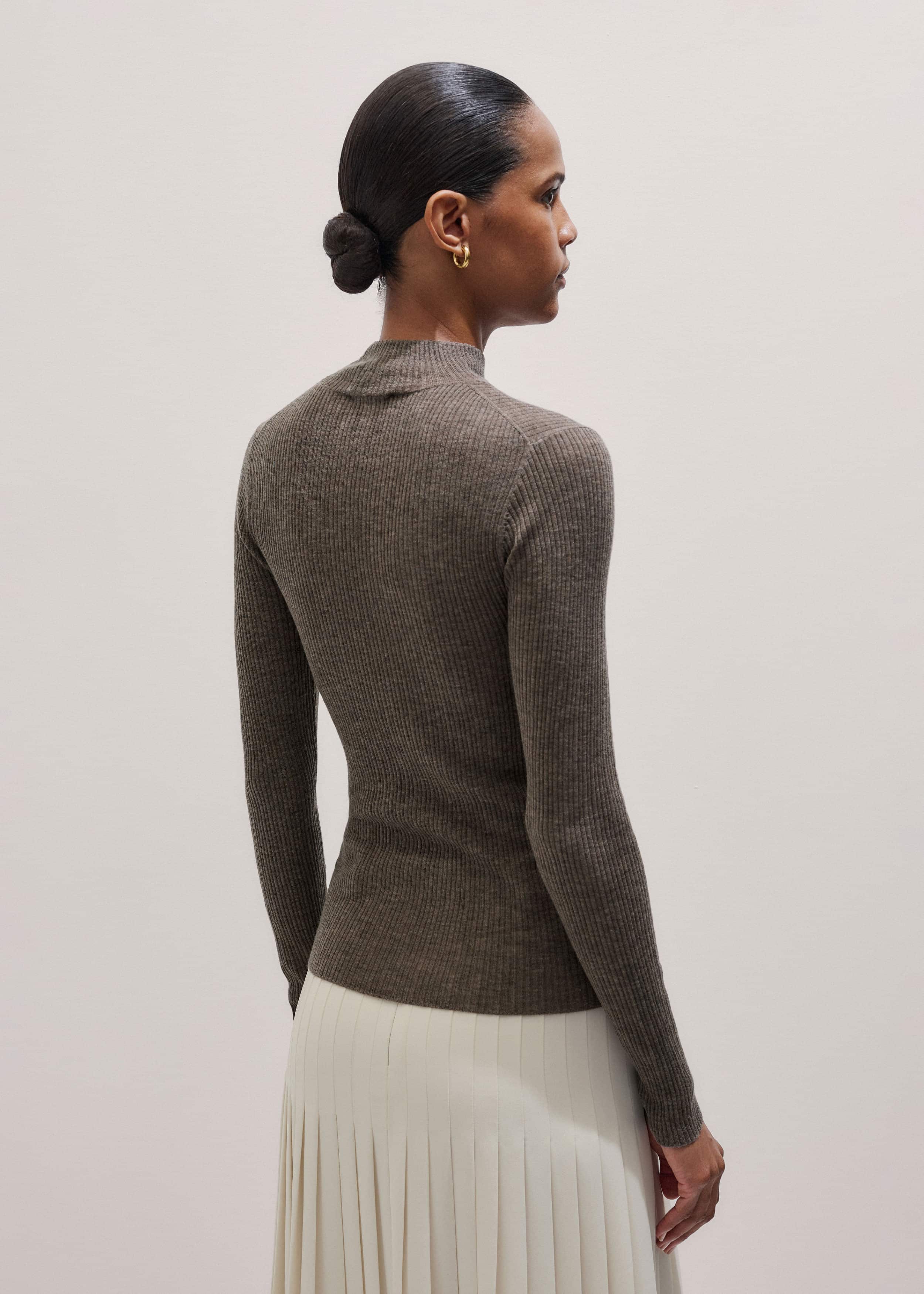 Brown Barely There Slim Layering Sweater meandem