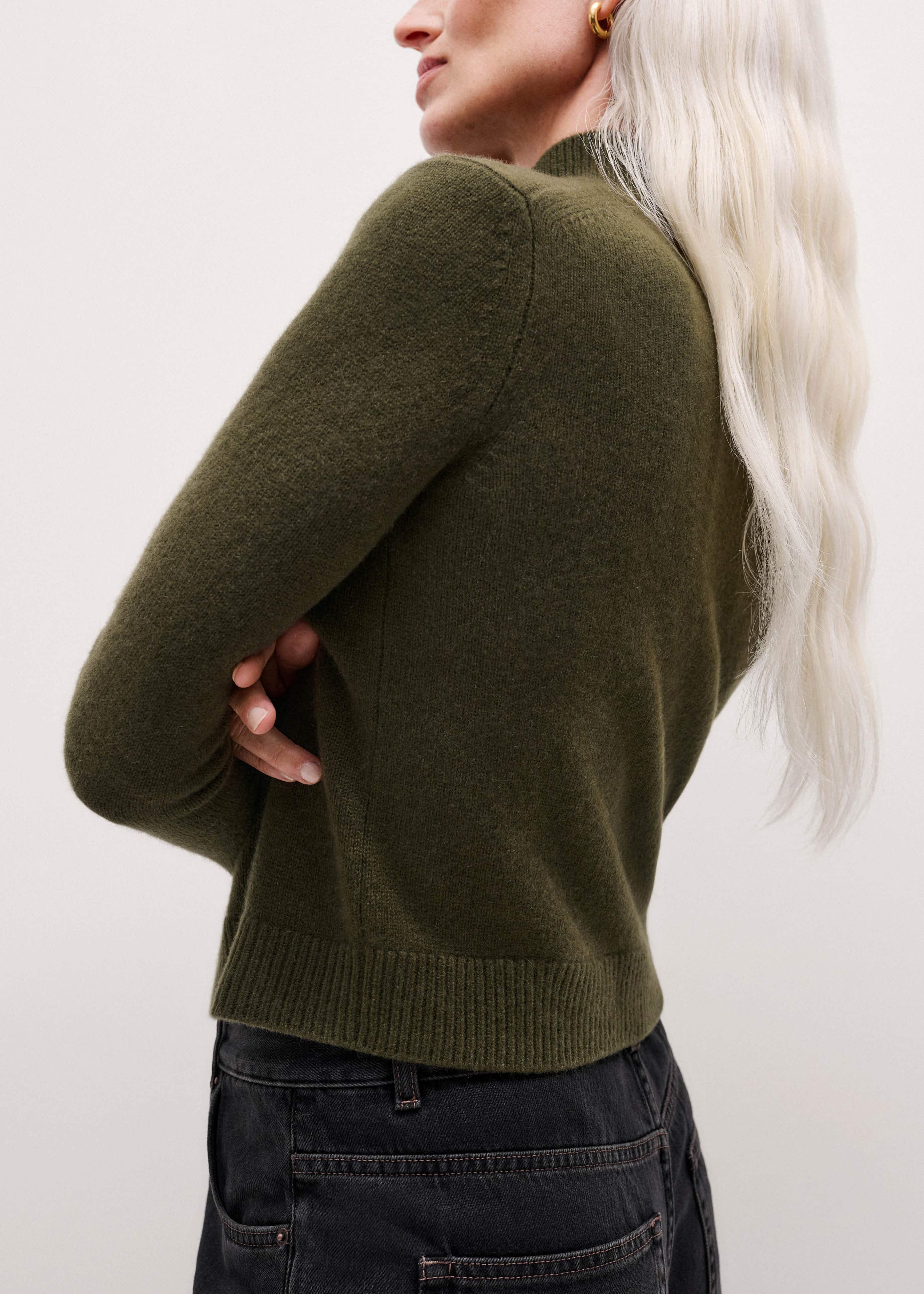 Olive Green High Neck Crop Sweater meandem