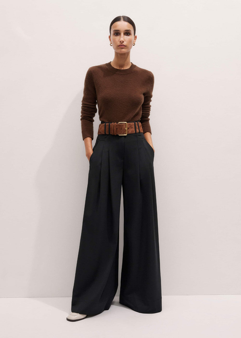 Brown Cashmere Relaxed Crop Sweater meandem