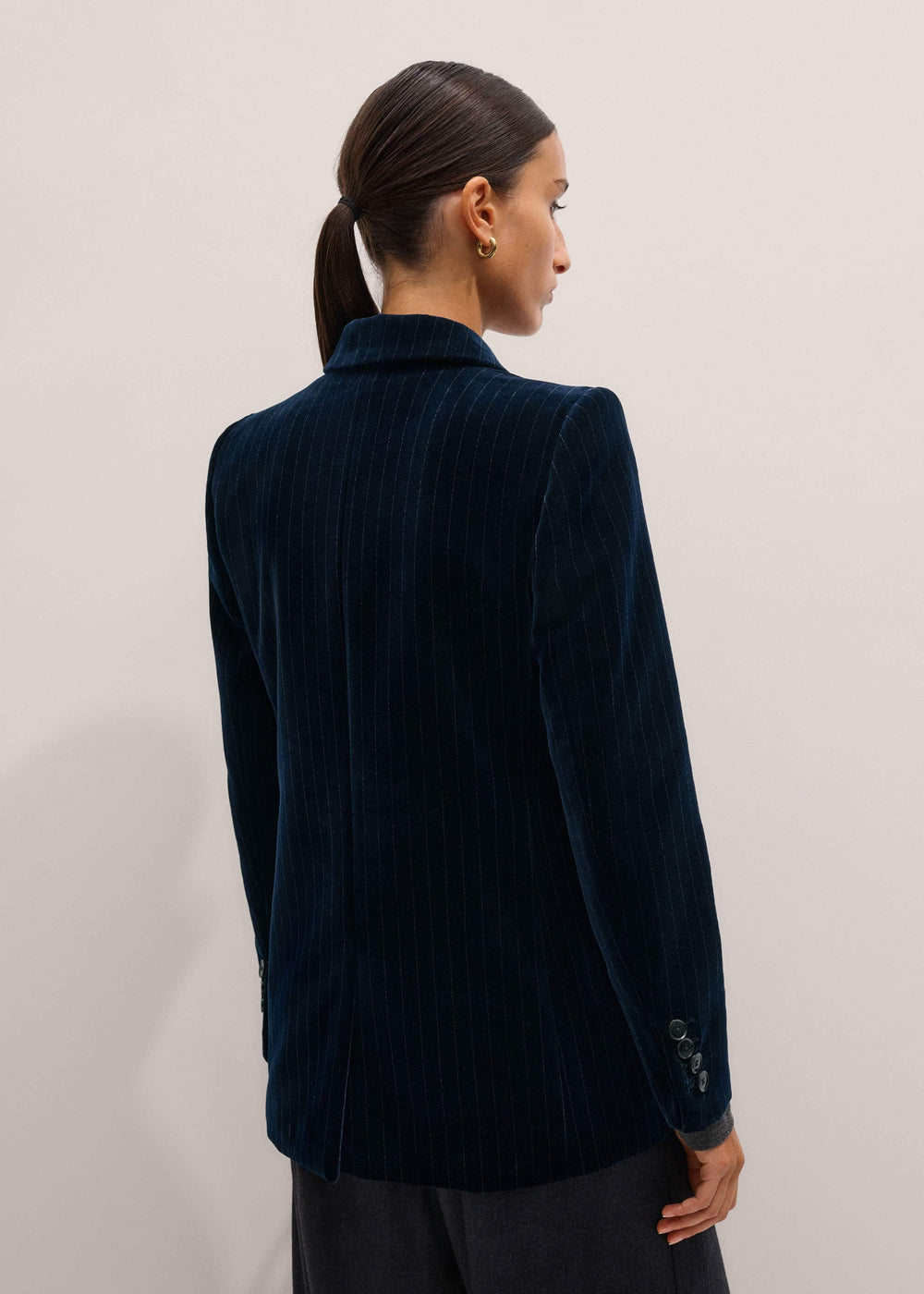 Navy Pinstripe Velvet Sharp Shoulder Blazer meandem
