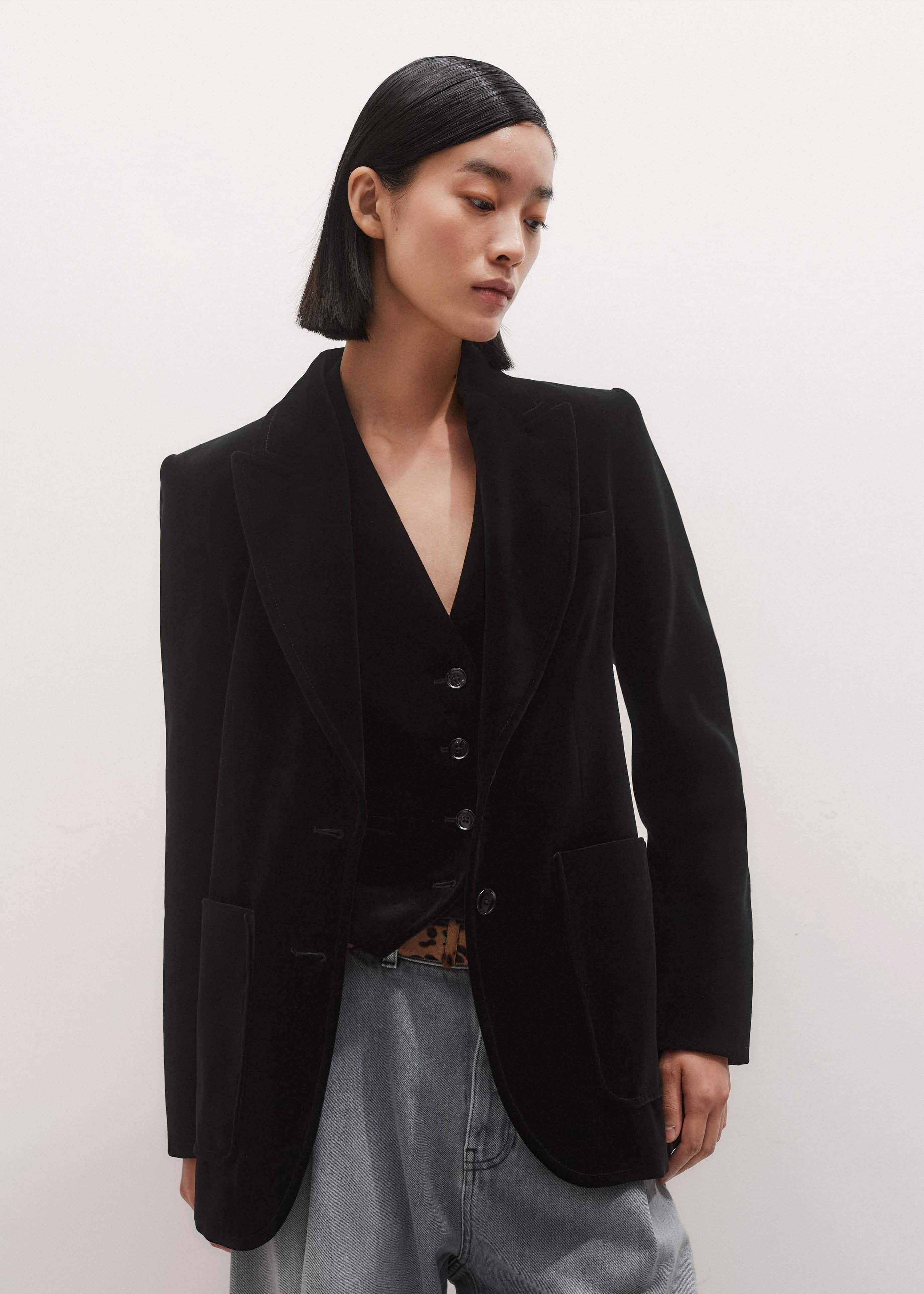 Black Stretch Velvet Sharp Shoulder Blazer meandem
