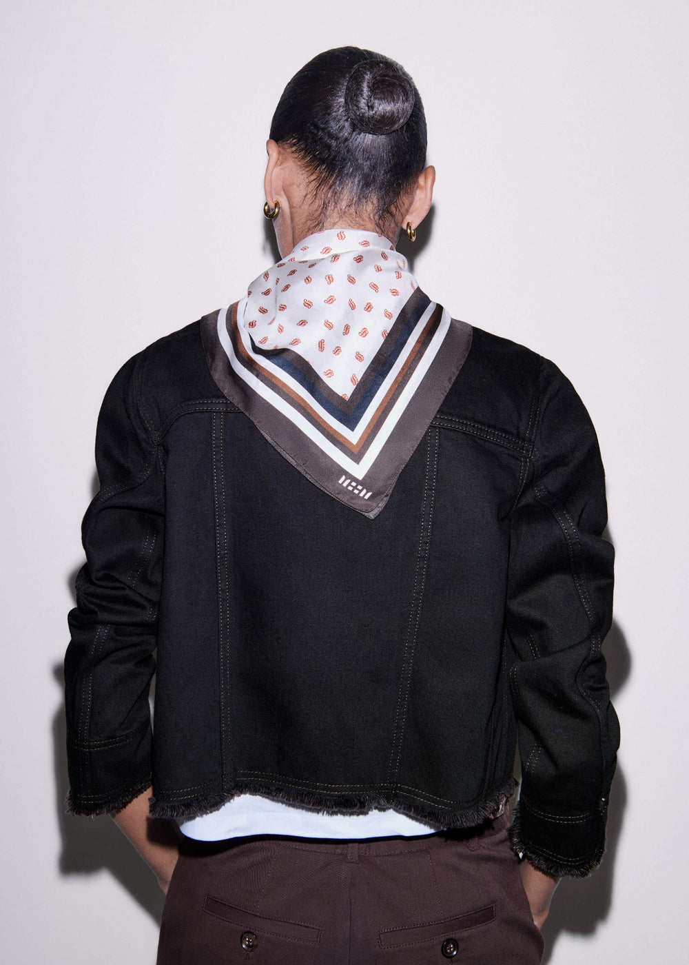 Black Collarless Fray Jacket meandem