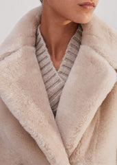 Cream Luxe Short Shearling Coat | Shearling Coats meandem
