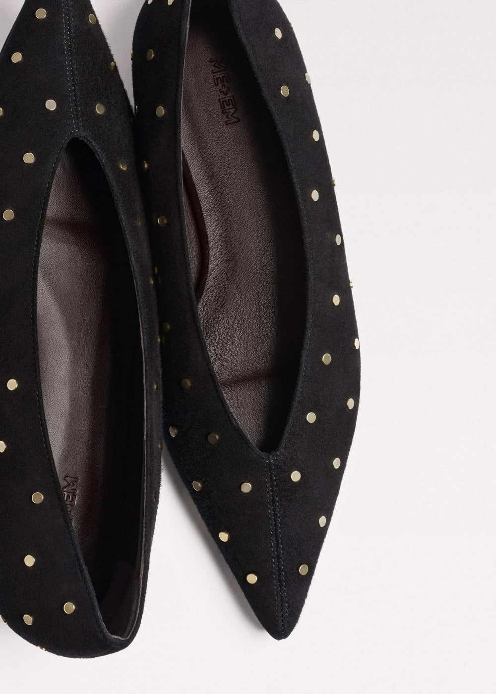 Black Suede Stud Point Flat meandem