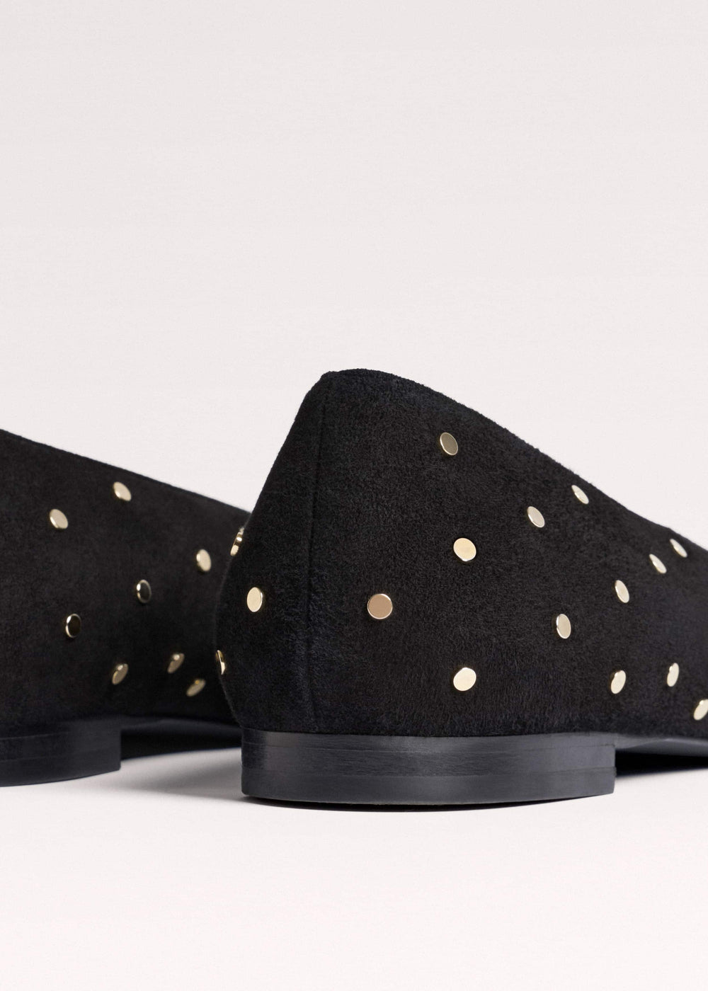 Black Suede Stud Point Flat meandem